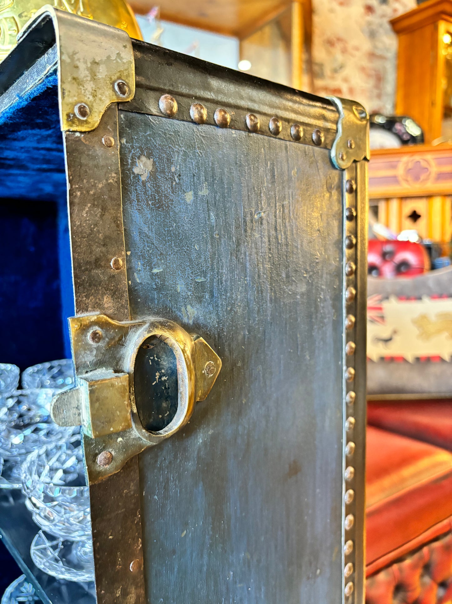 Early 1900s Steamer Bar Trunk