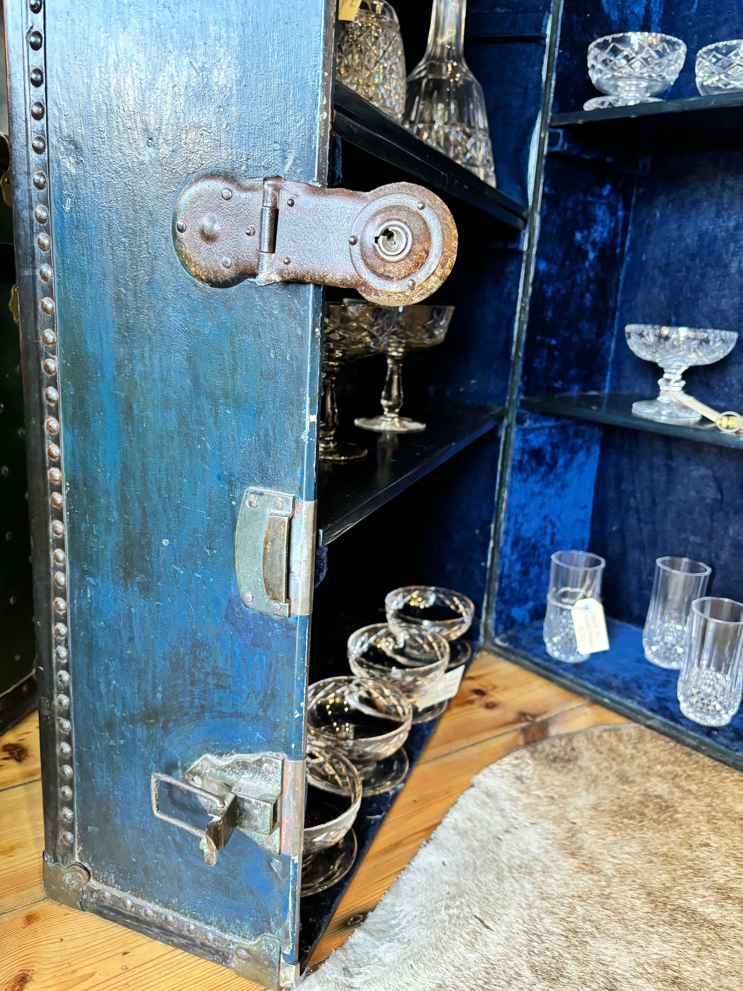 Early 1900s Steamer Bar Trunk