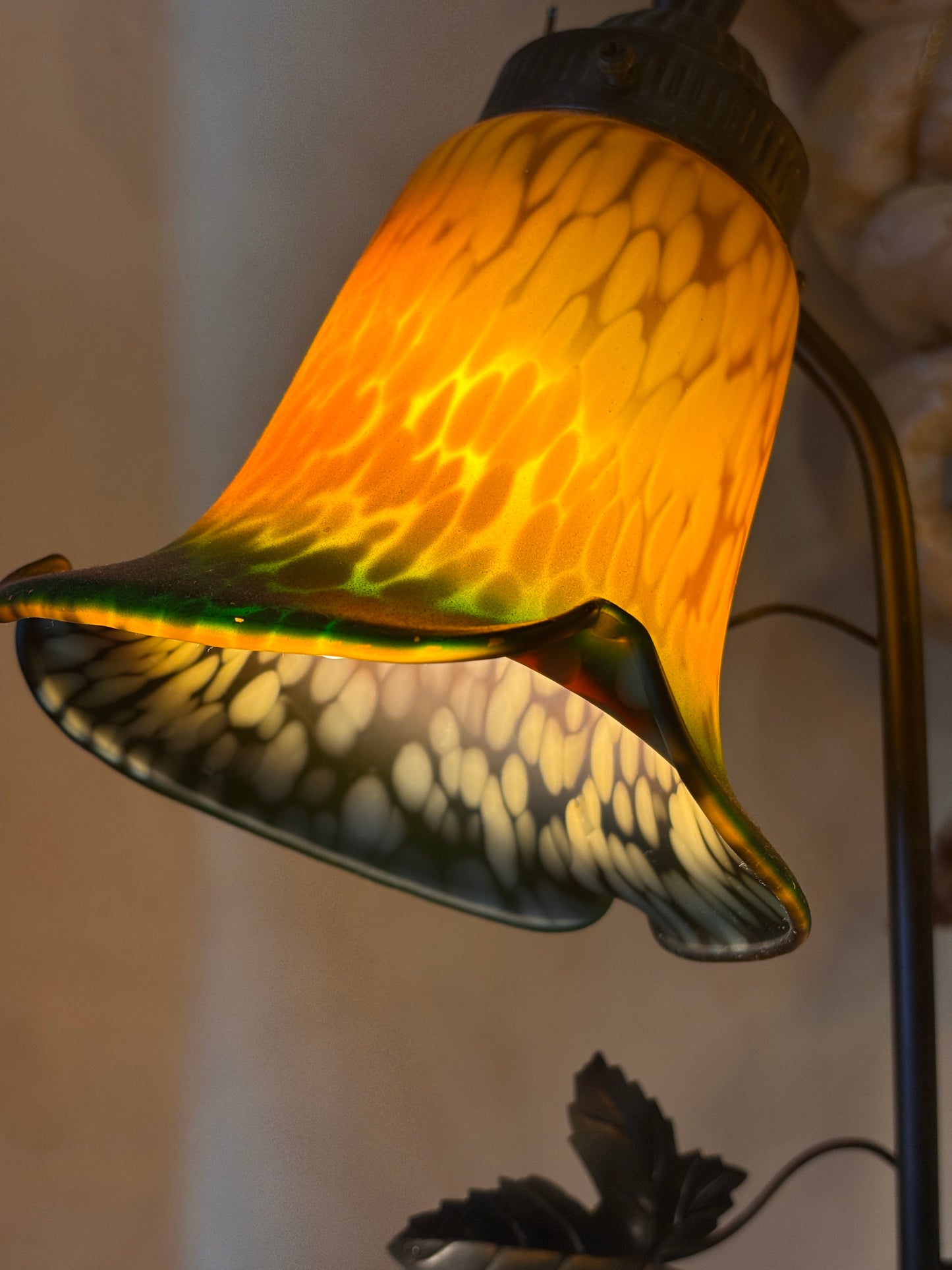 Large Tiffany Style Figural Table Lamp – Woman & Child, Twin Art Glass Shades, 98 cm