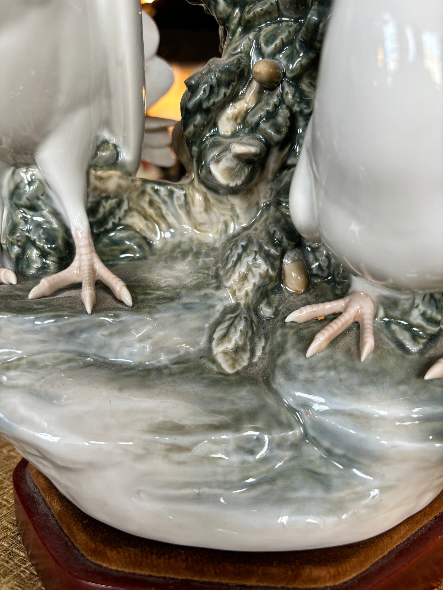 Lladro Scene in Fine Porcelain Depicting Three Doves