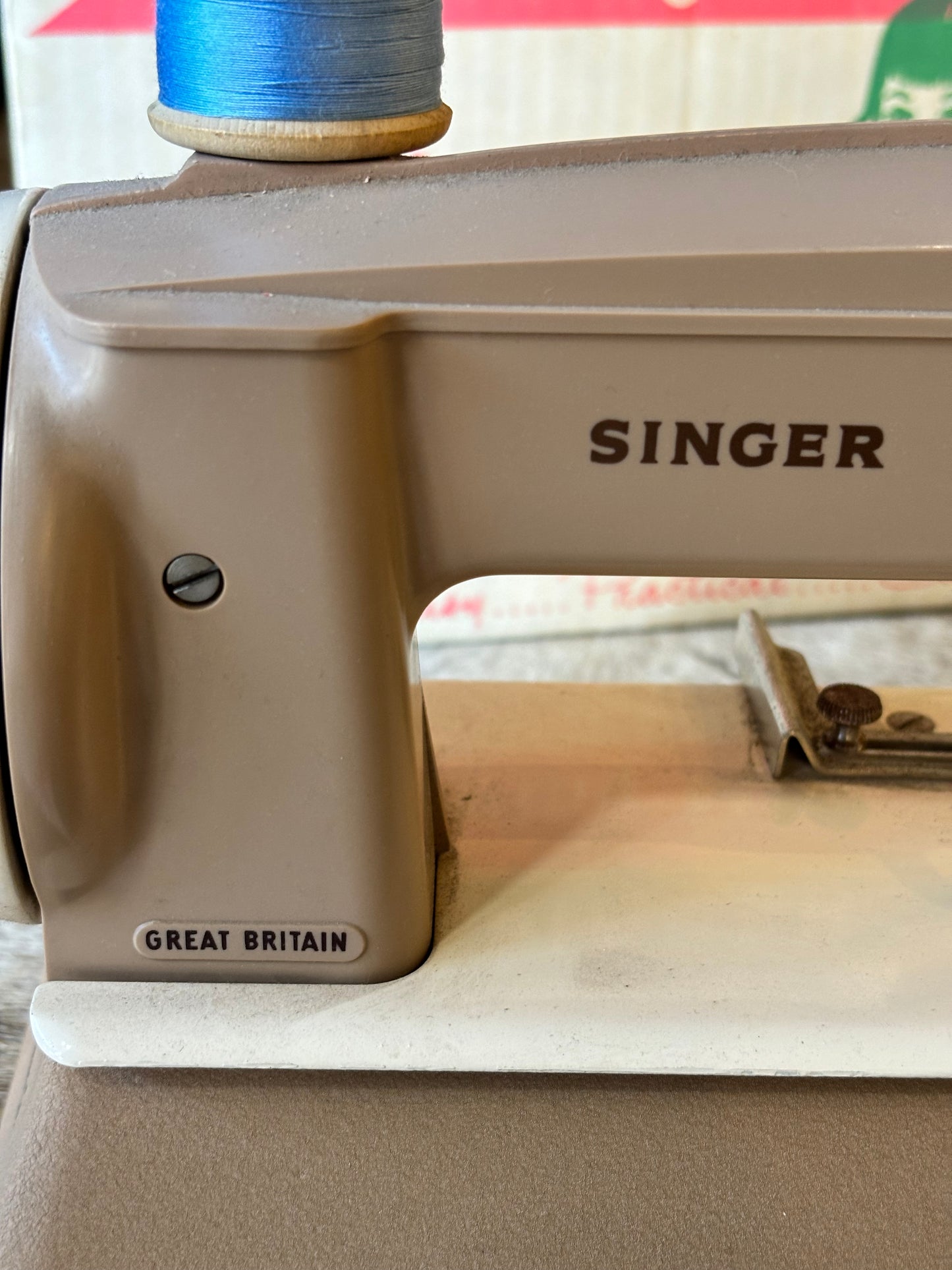 Singer Sewhandy Model 40k Vintage Child's Sewing Machine Made In Great Britain