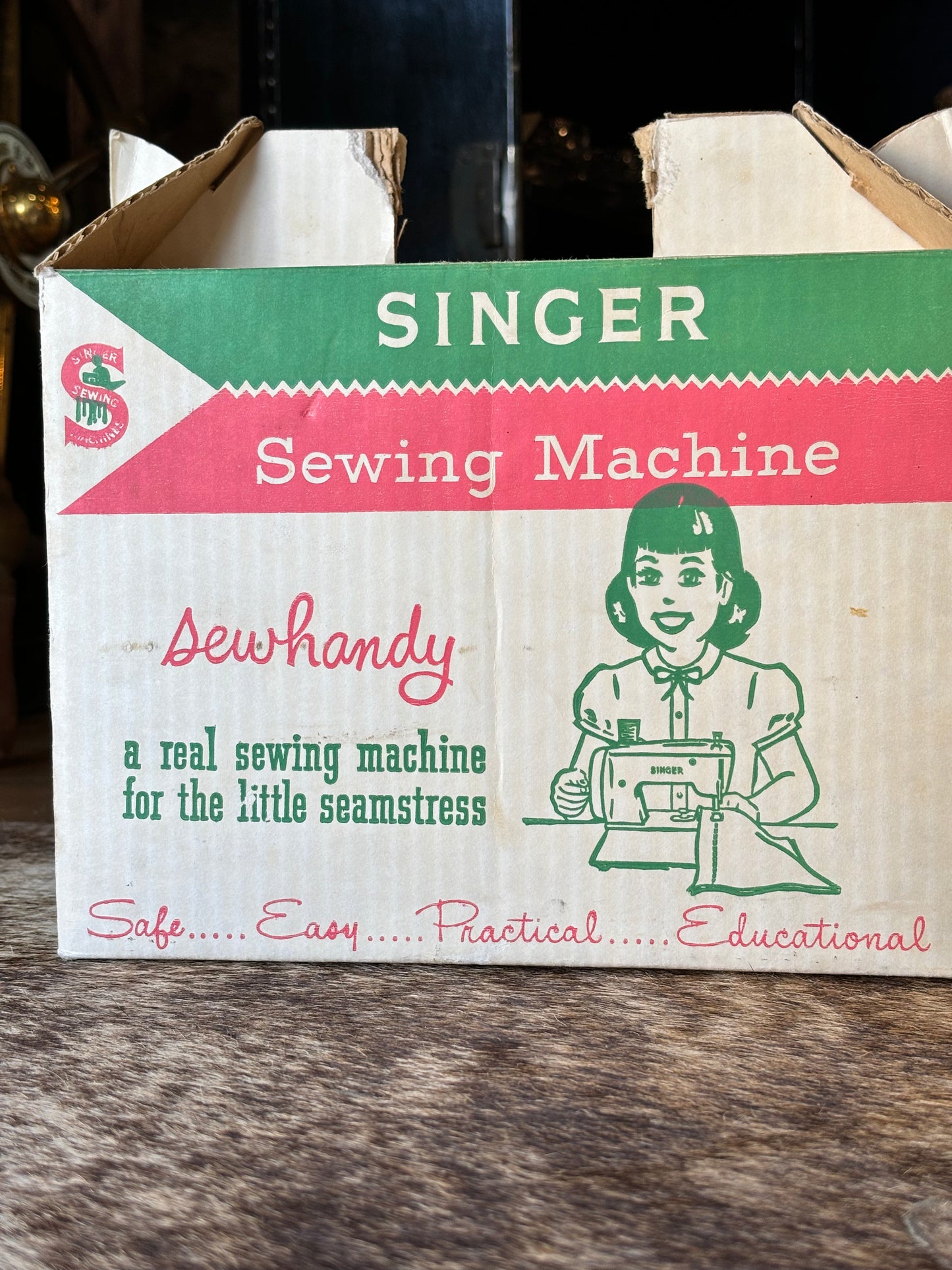 Singer Sewhandy Model 40k Vintage Child's Sewing Machine Made In Great Britain