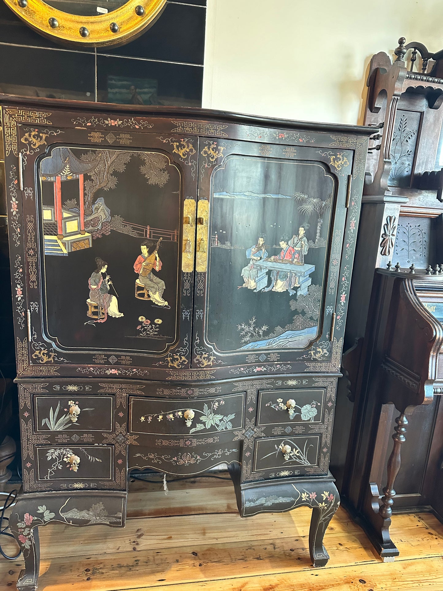 Chinese Black Lacquered Cabinet with Stunning Decoration