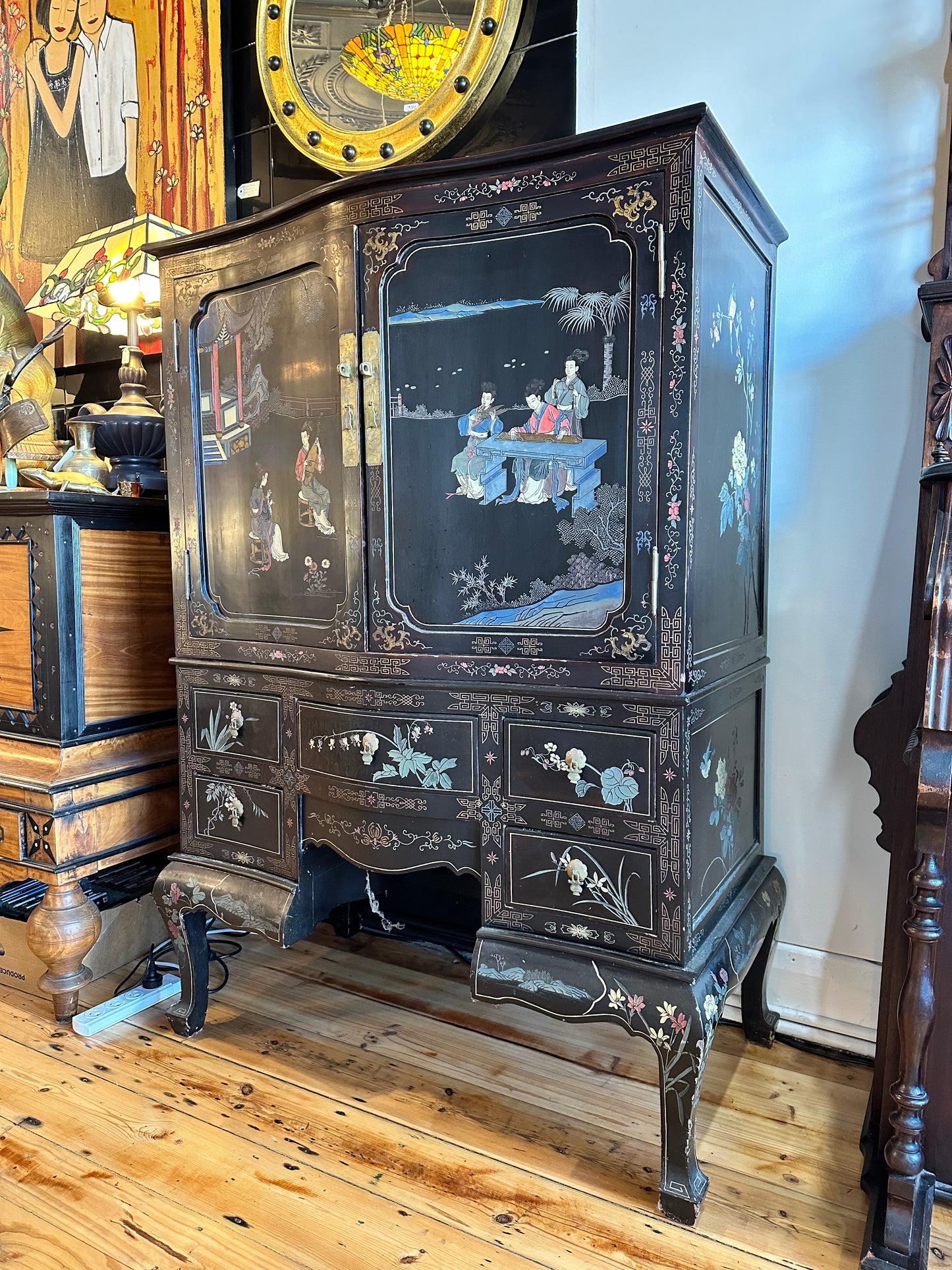 Chinese Black Lacquered Cabinet with Stunning Decoration