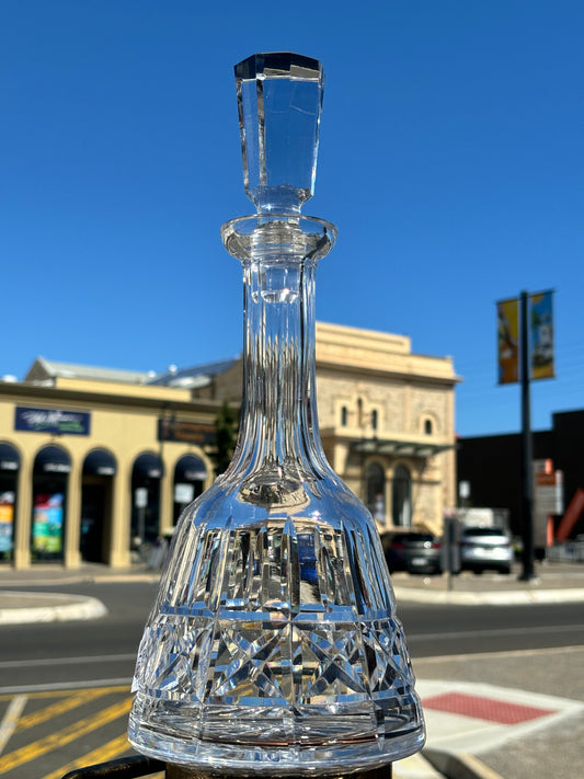 Elegant Unique Cut Crystal Decanter