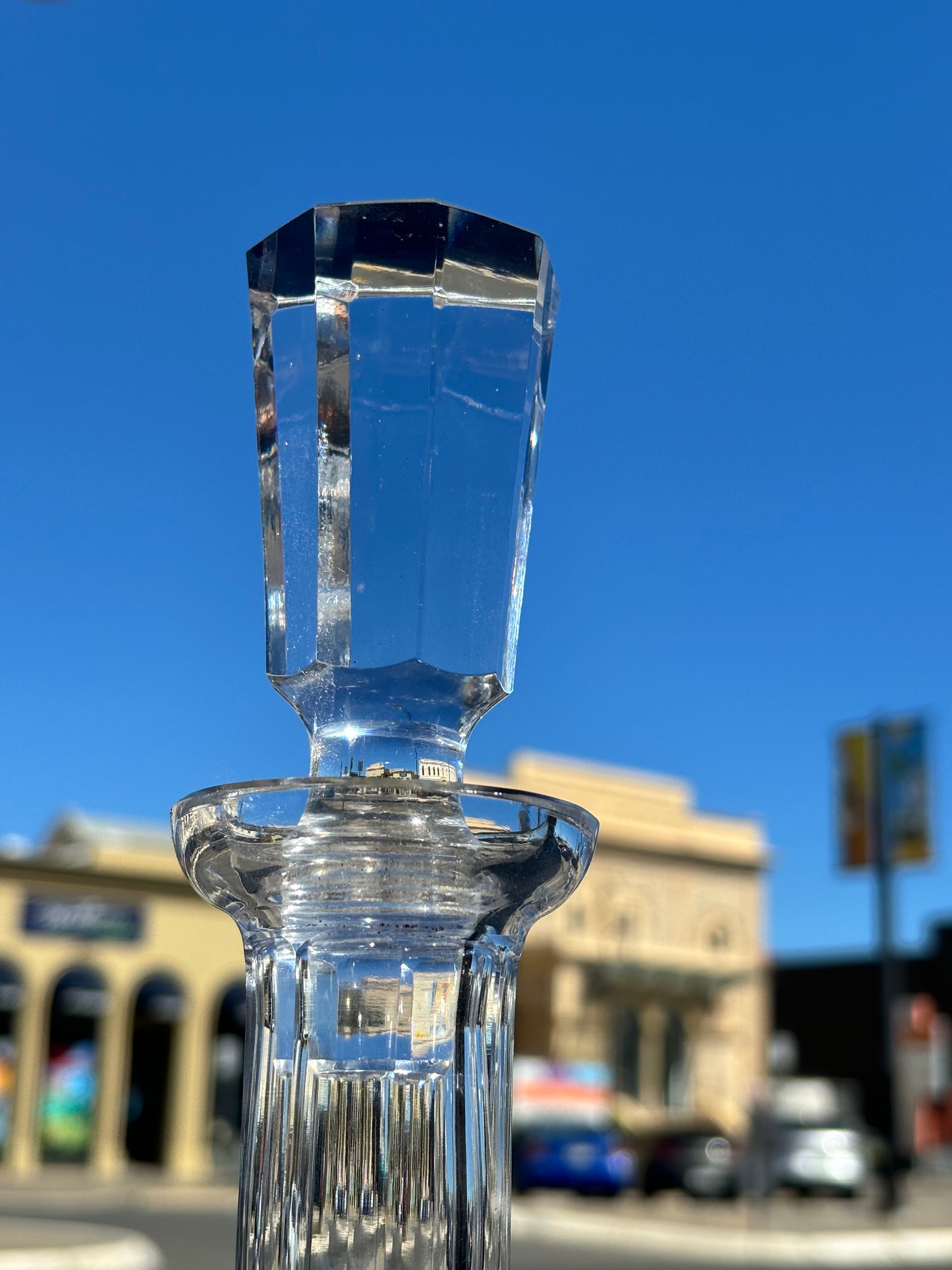 Elegant Unique Cut Crystal Decanter