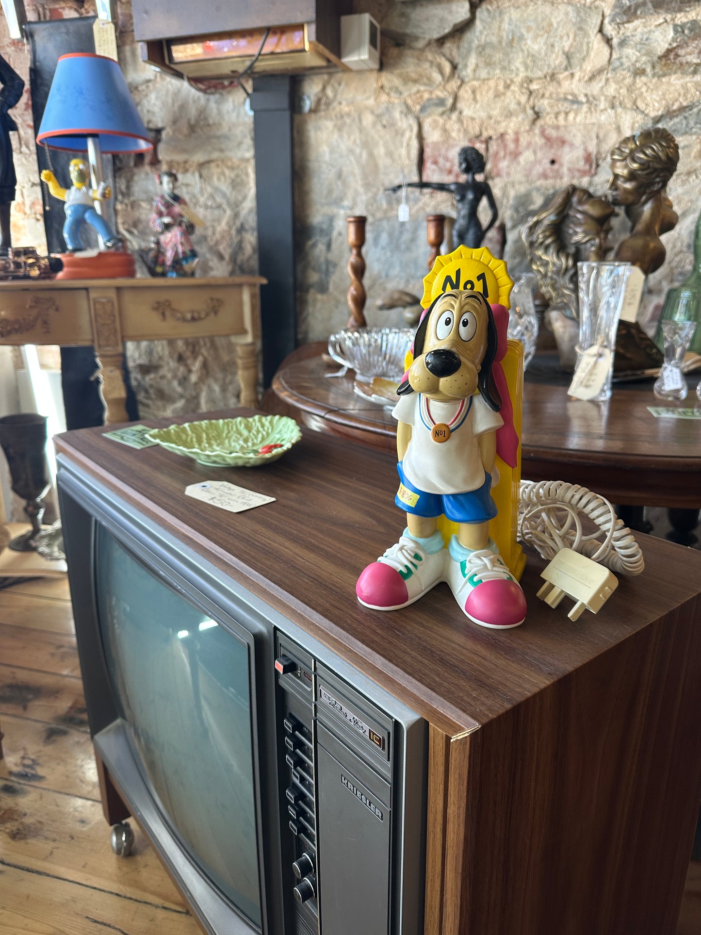 Vintage Dr Dog novelty telephone