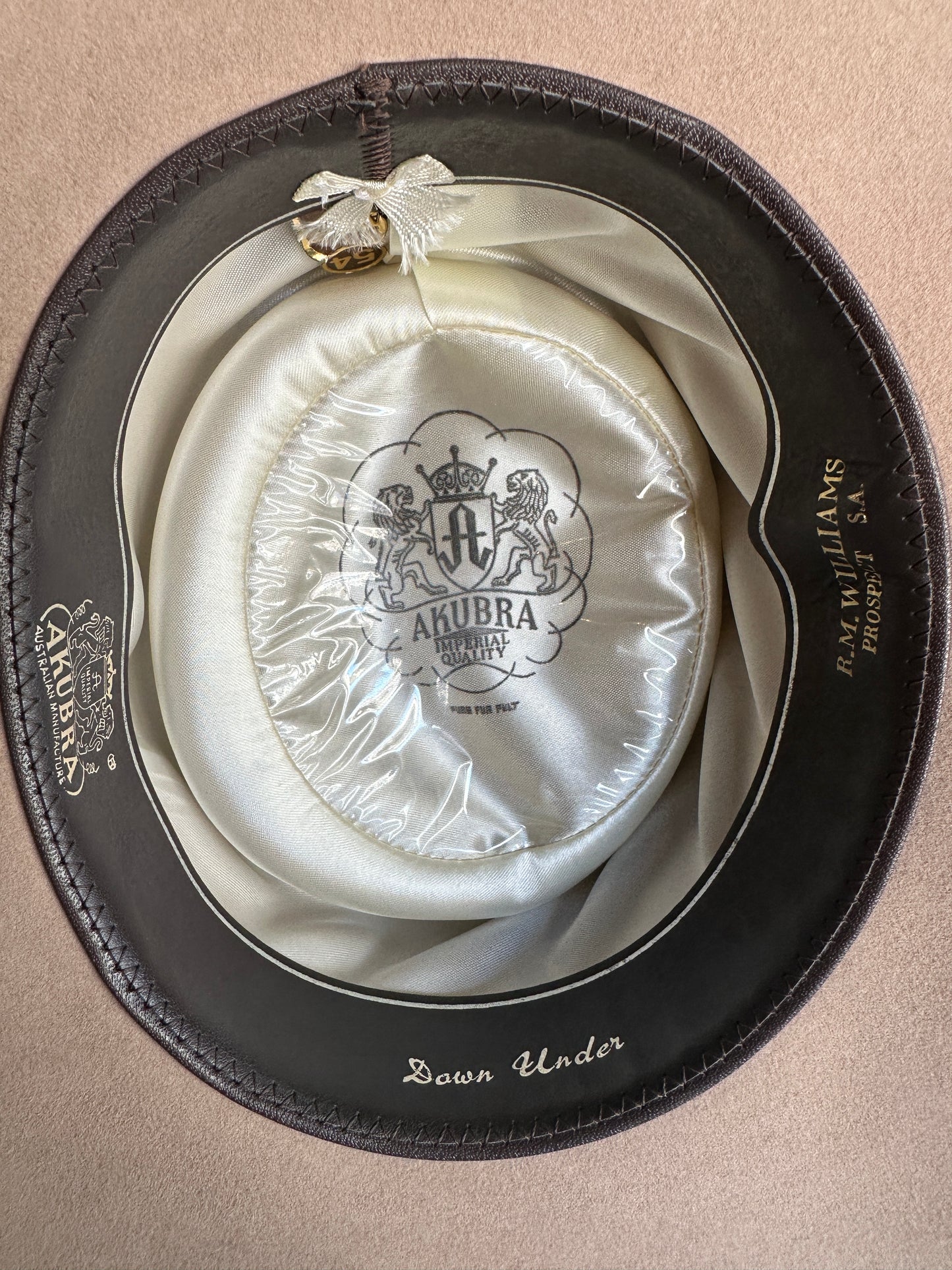 Akubra Hat “Down Under” Australian Genuine Fur Felt (size 54)