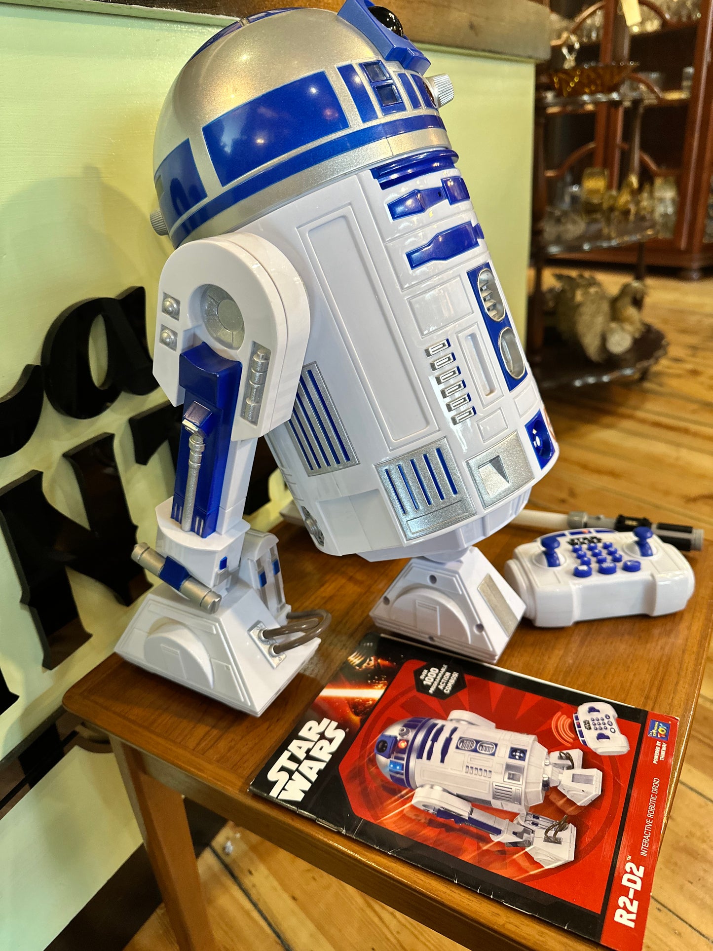 Star Wars R2-D2 Interactive Robotic Droid with remote and instruction manual