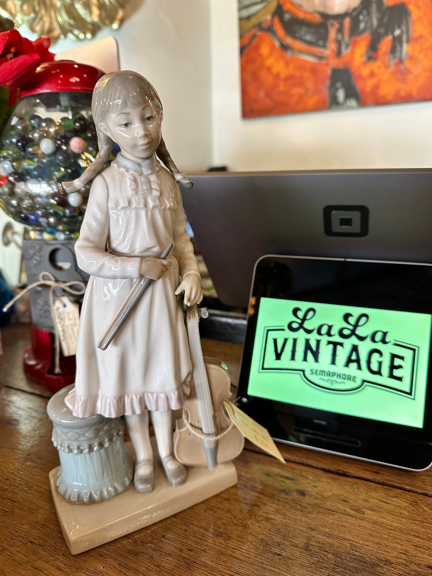 Lladro figurine ‘Girl with Cello’ 1973