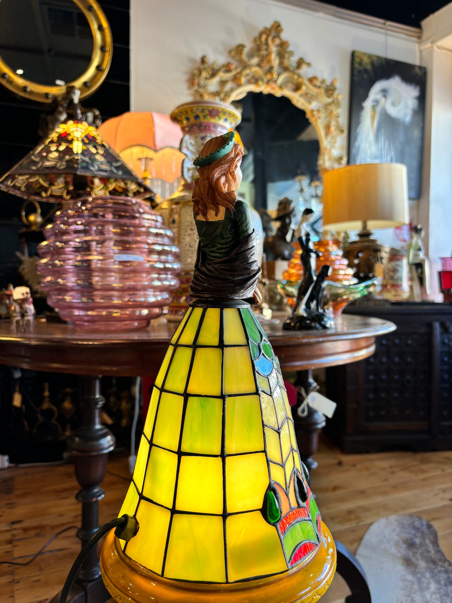 Stunning Vintage Leadlight Lady Lamp