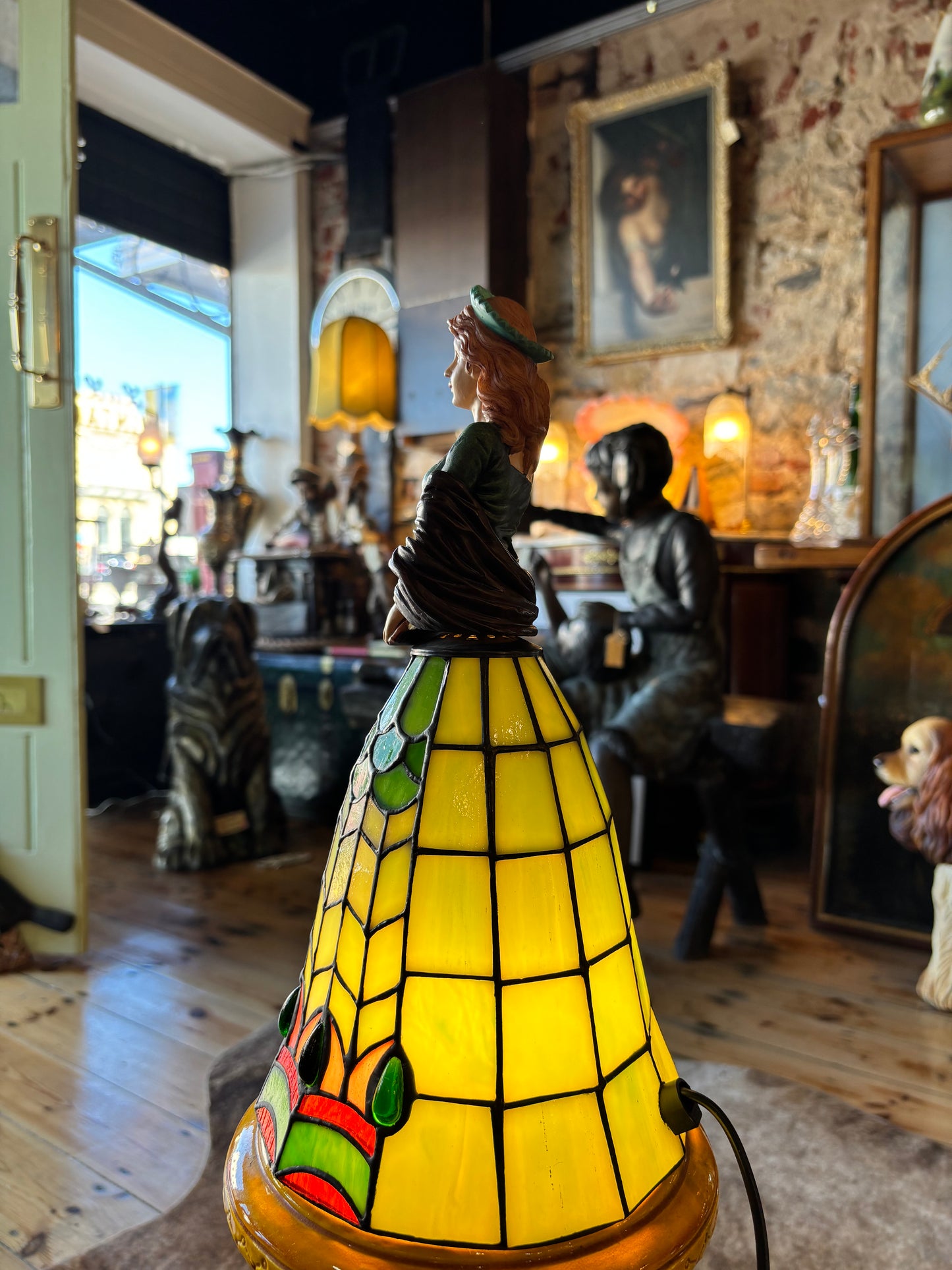 Stunning Vintage Leadlight Lady Lamp