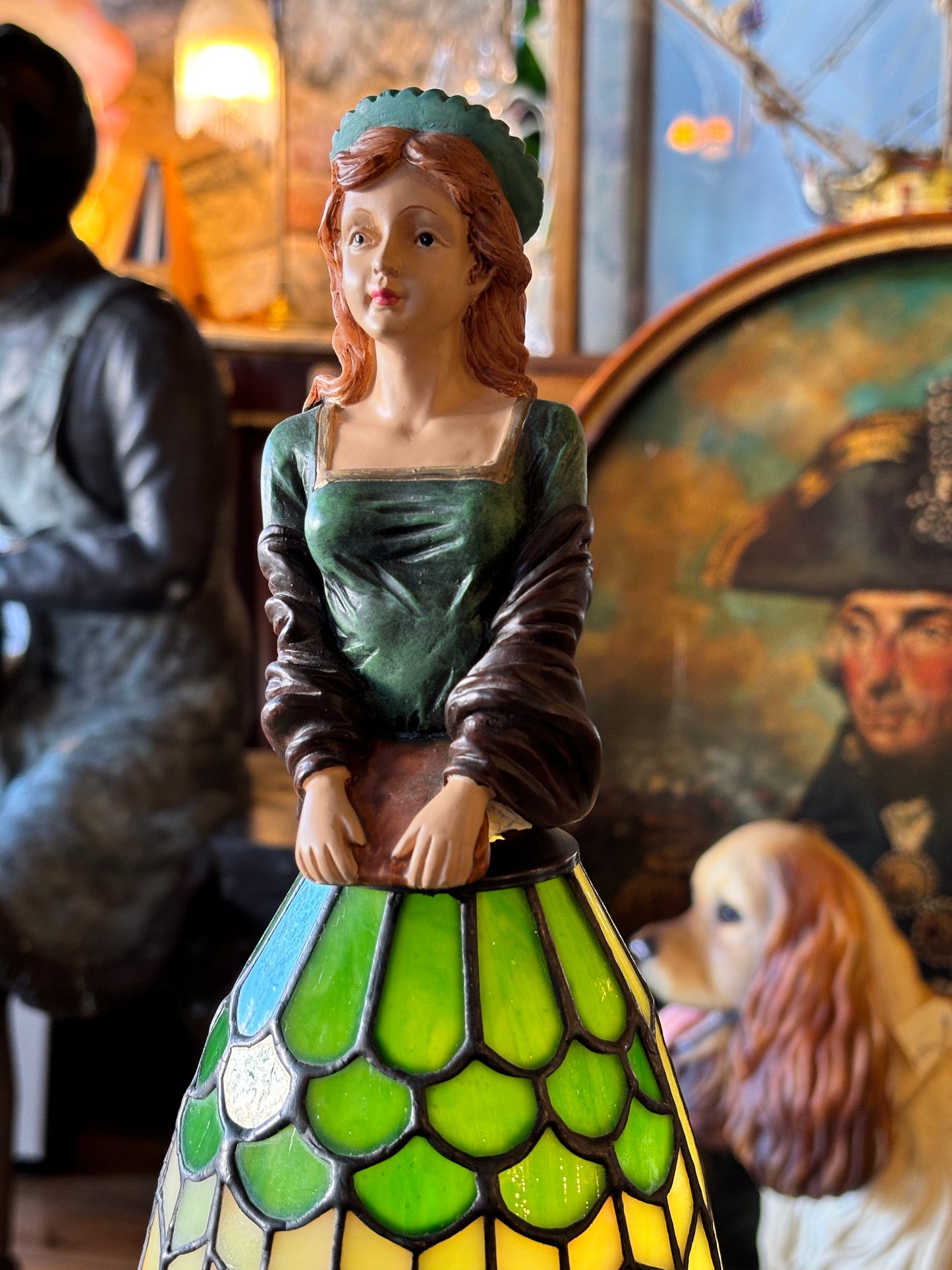 Stunning Vintage Leadlight Lady Lamp