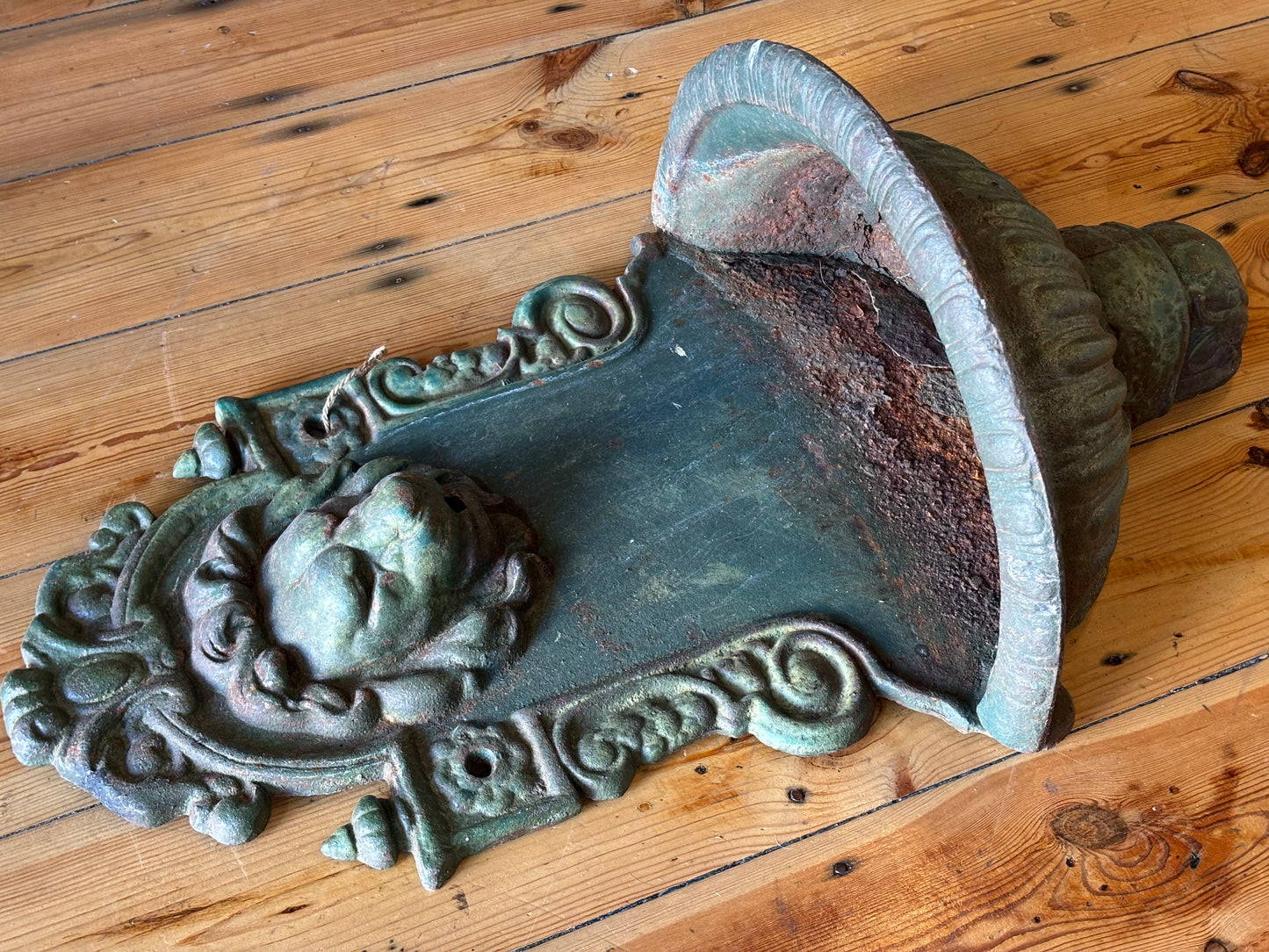 Antique Cast Iron Lion’s Head Wall Fountain 74cm Tall French/Italian Style