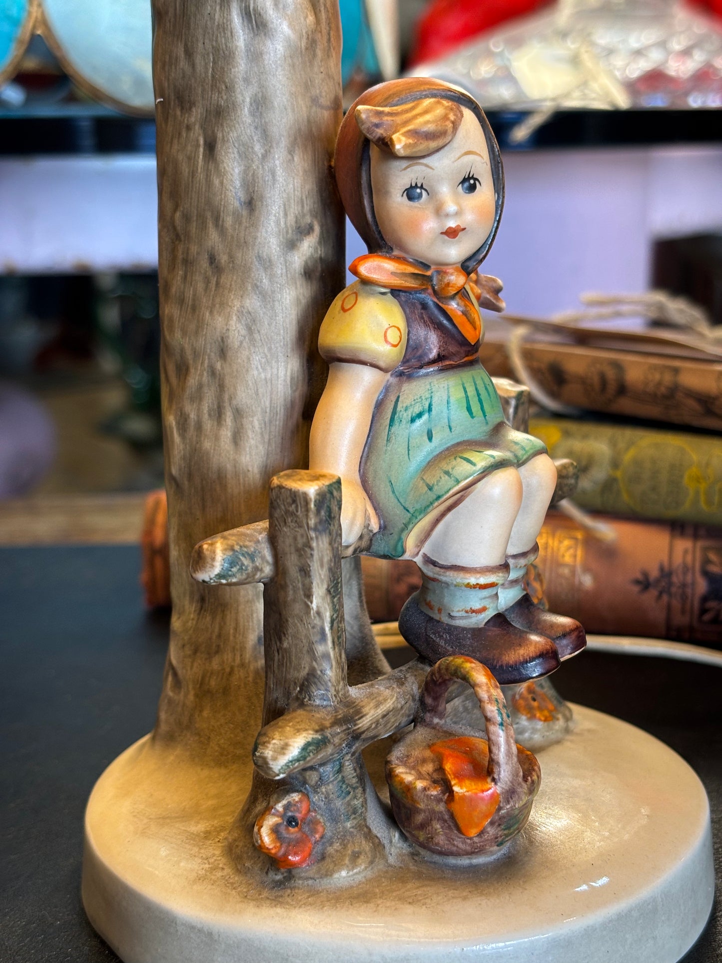 Vintage Goebel Hummel Lamp – “Girl on the Fence” (c.1957–1972)