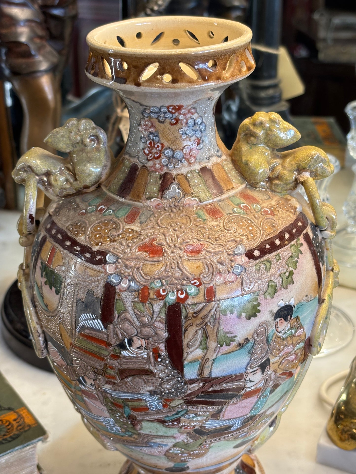 Japanese Satsuma-Style Moriage Vase – c. 1920s–40s