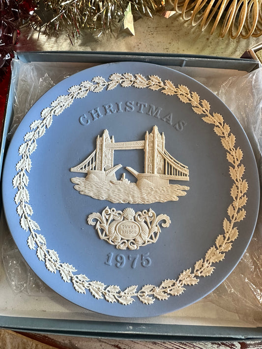 Wedgwood Christmas Plate for 1975