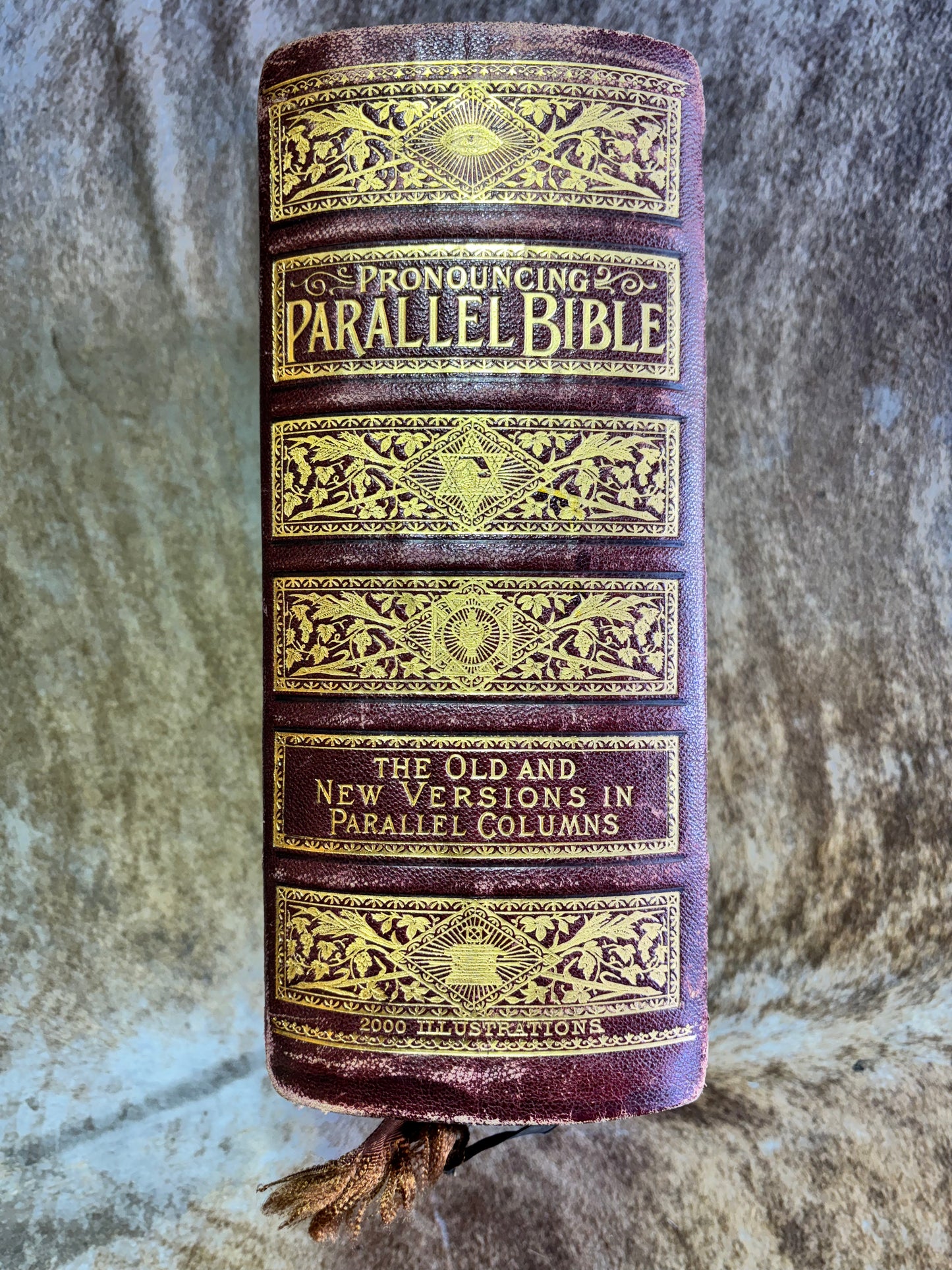 Victorian Antique Family Bible – Pronouncing Parallel Edition with Over 2000 Stunning Illustrations, Circa 1890s