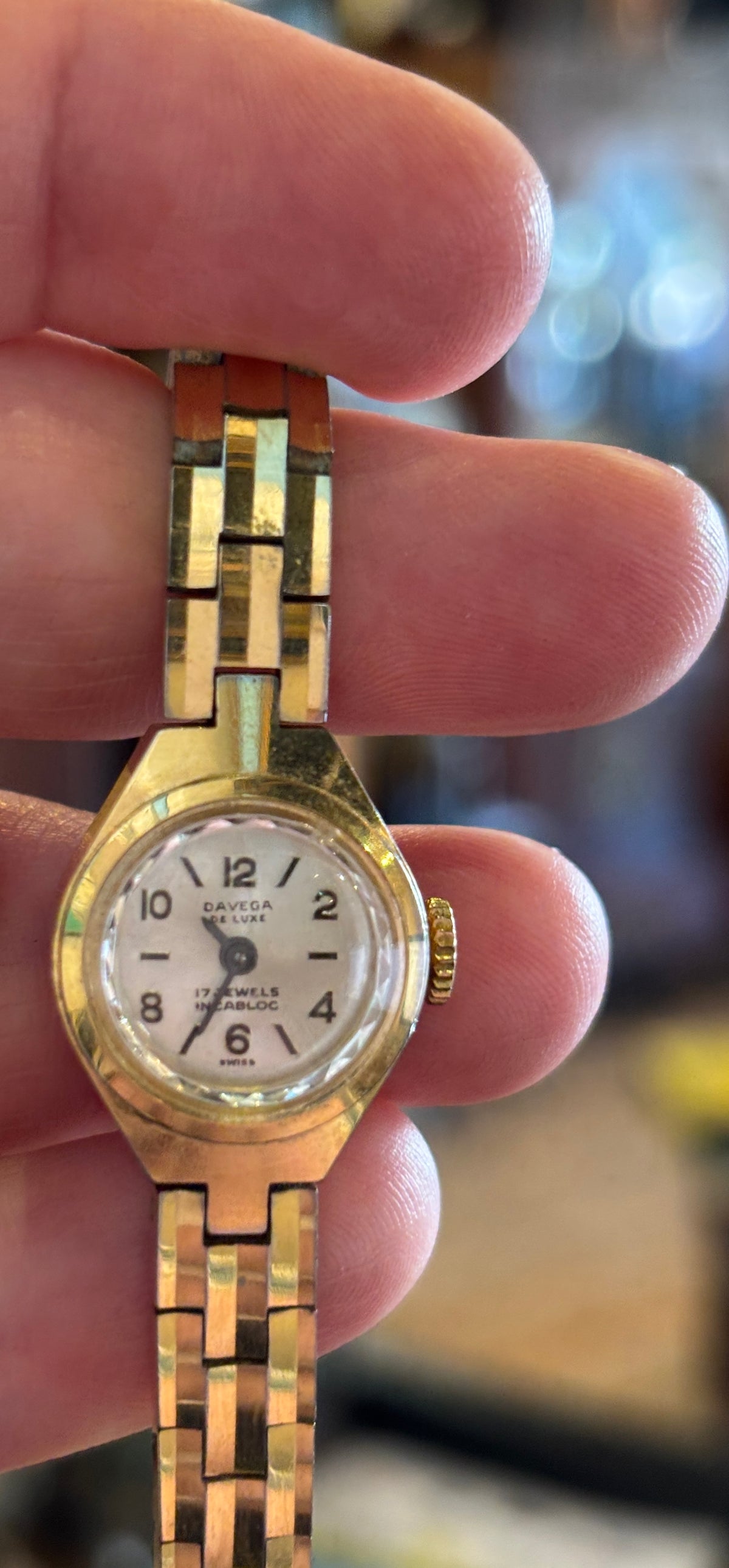 Vintage 1960s Davega De Luxe Swiss Ladies Cocktail Watch