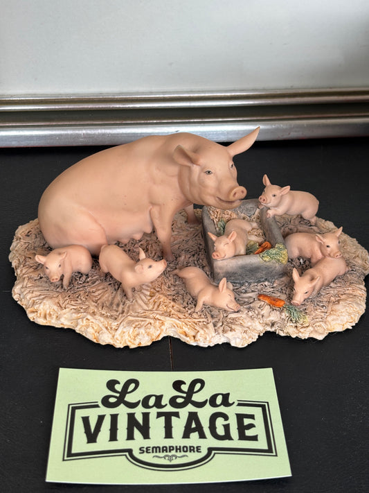 Border Fine Arts James Herriot Collection Sow & Piglets Figurine – Ray Ayres, 1985