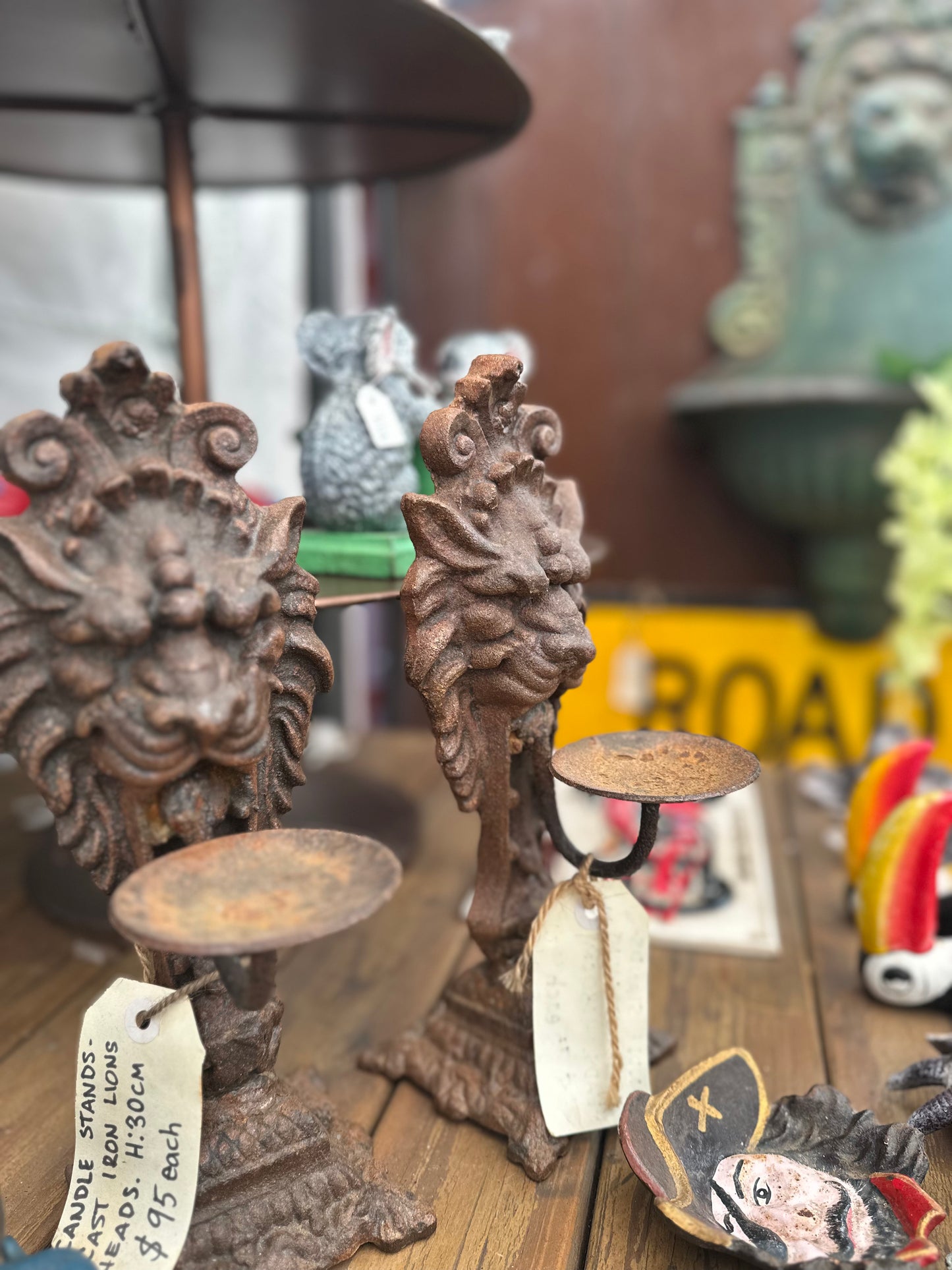 Cast Iron Lion Head Candle Stand - 30cm Antique Style Rustic Pillar Holder