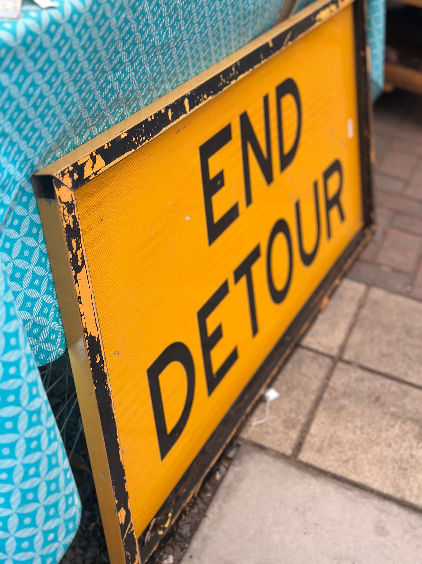 Authentic Australian END DETOUR Reflective Road Sign – Industrial Man Cave Decor