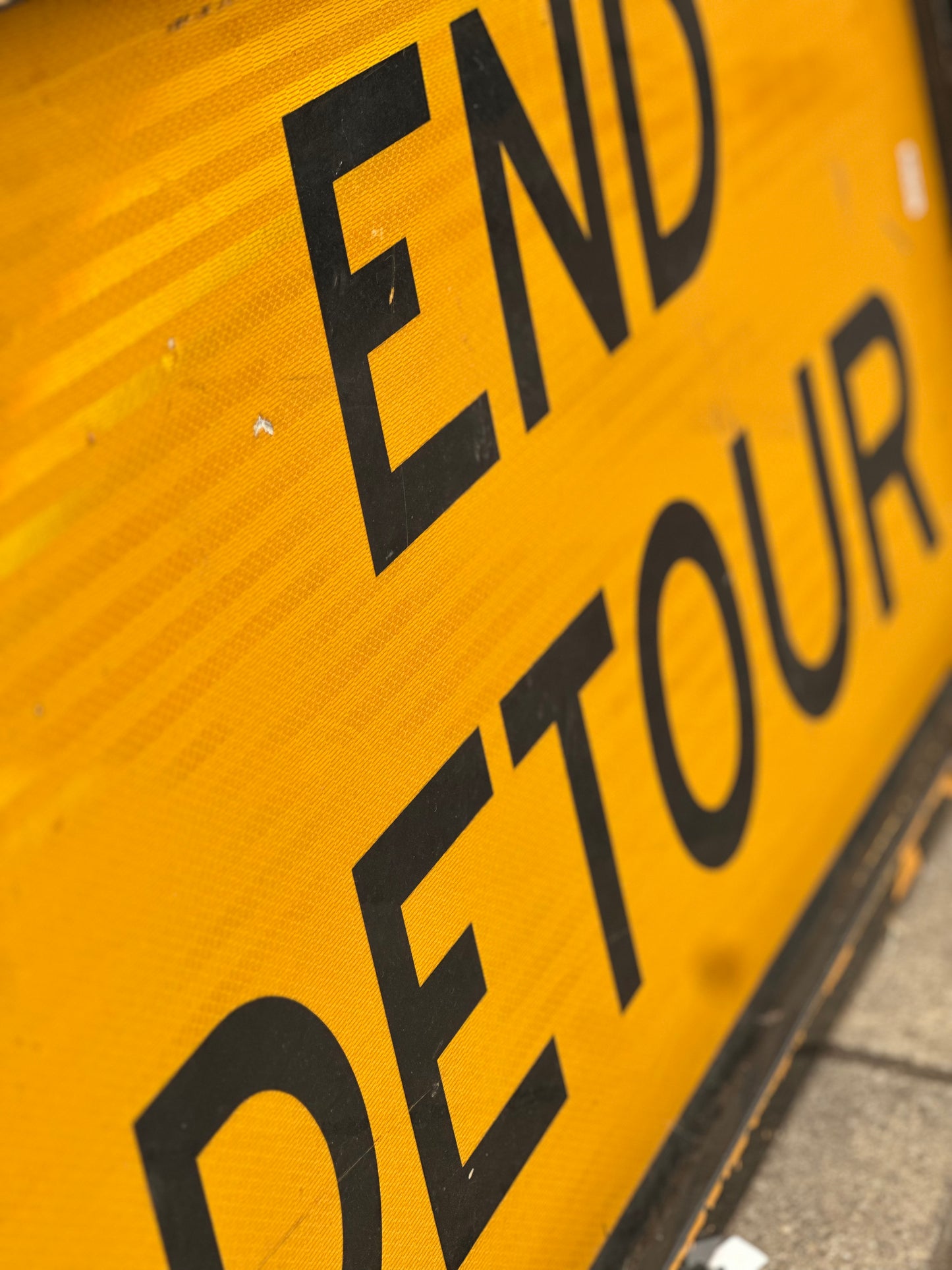 Authentic Australian END DETOUR Reflective Road Sign – Industrial Man Cave Decor