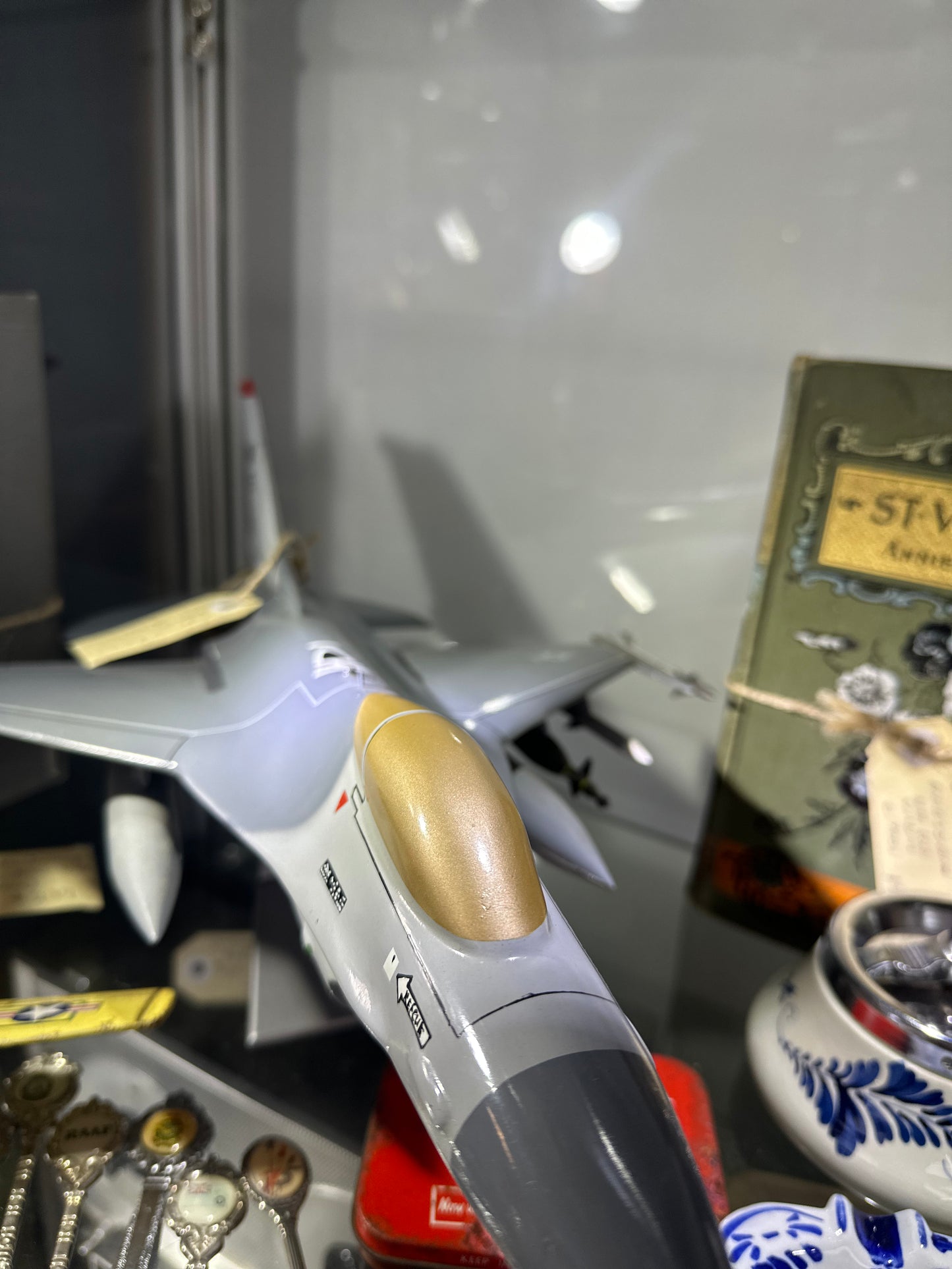 Vintage F-16 Fighting Falcon Model Jet Plane 13th Fighter Squadron "WW" 13FS