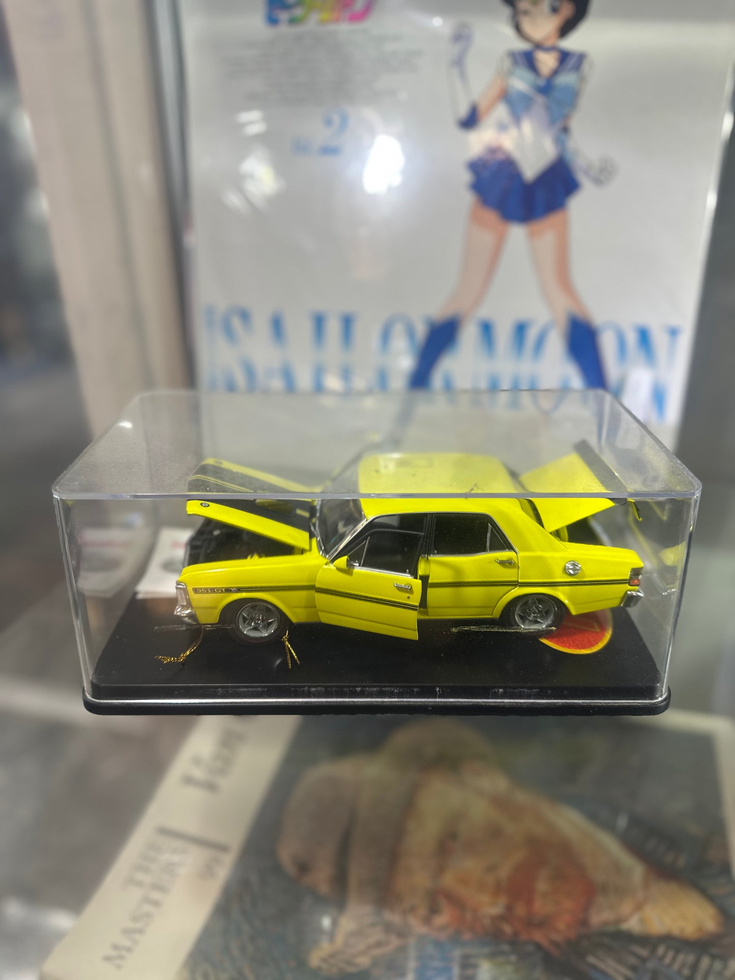 Trax 1:24 Scale 1971 Ford XY Falcon GT-HO Phase III Diecast Model - Yellow Ochre