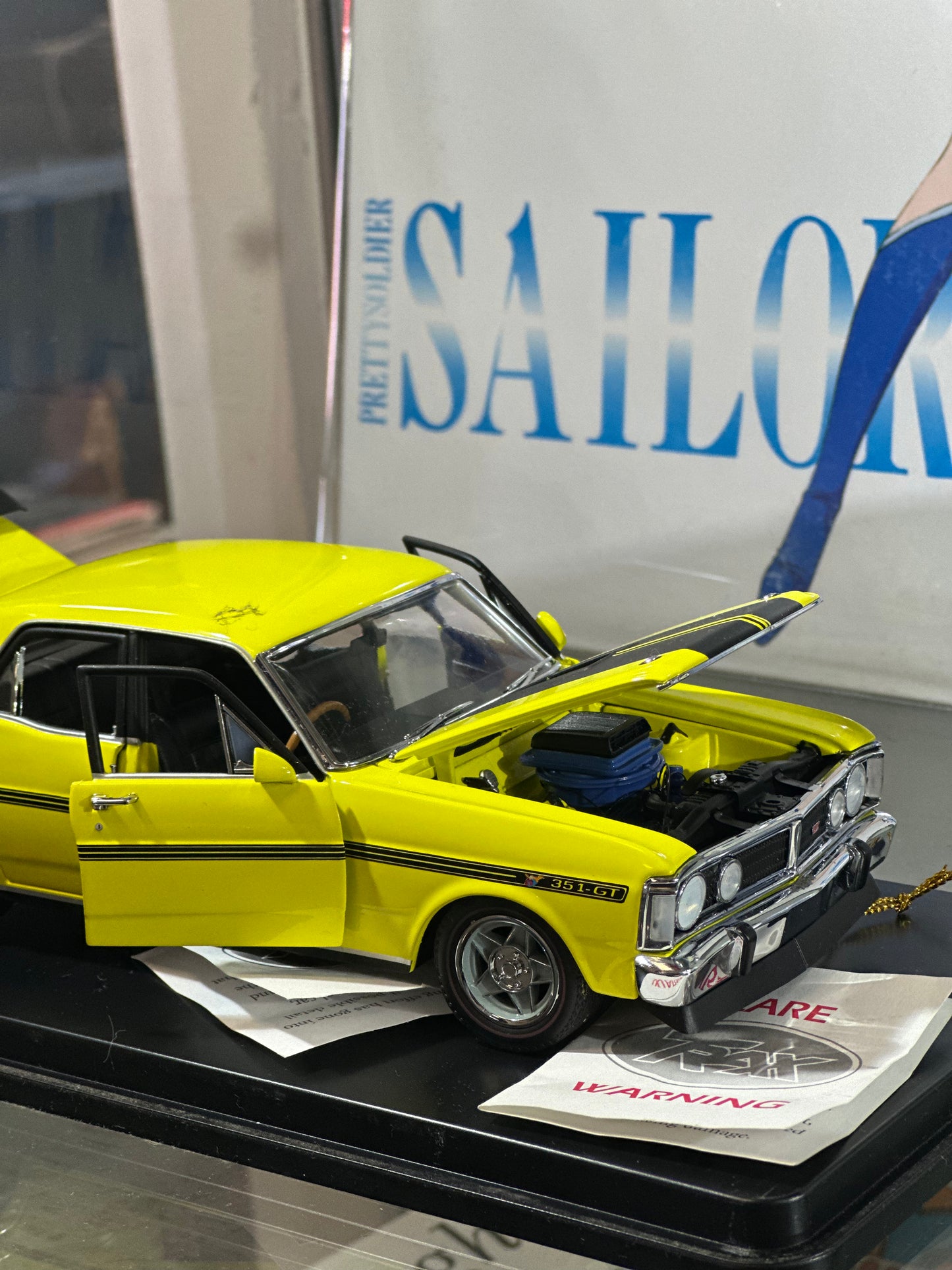 Trax 1:24 Scale 1971 Ford XY Falcon GT-HO Phase III Diecast Model - Yellow Ochre