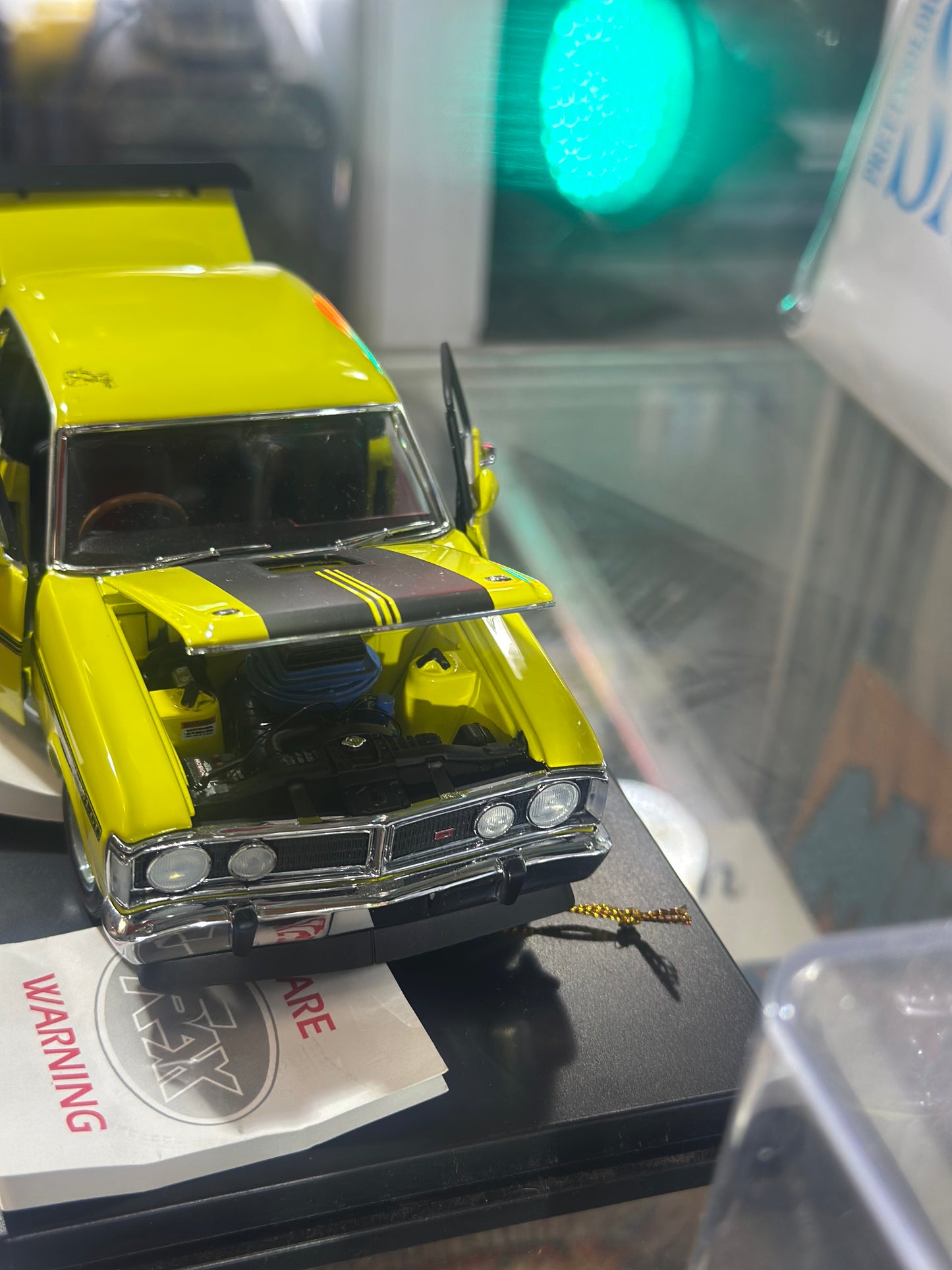 Trax 1:24 Scale 1971 Ford XY Falcon GT-HO Phase III Diecast Model - Yellow Ochre