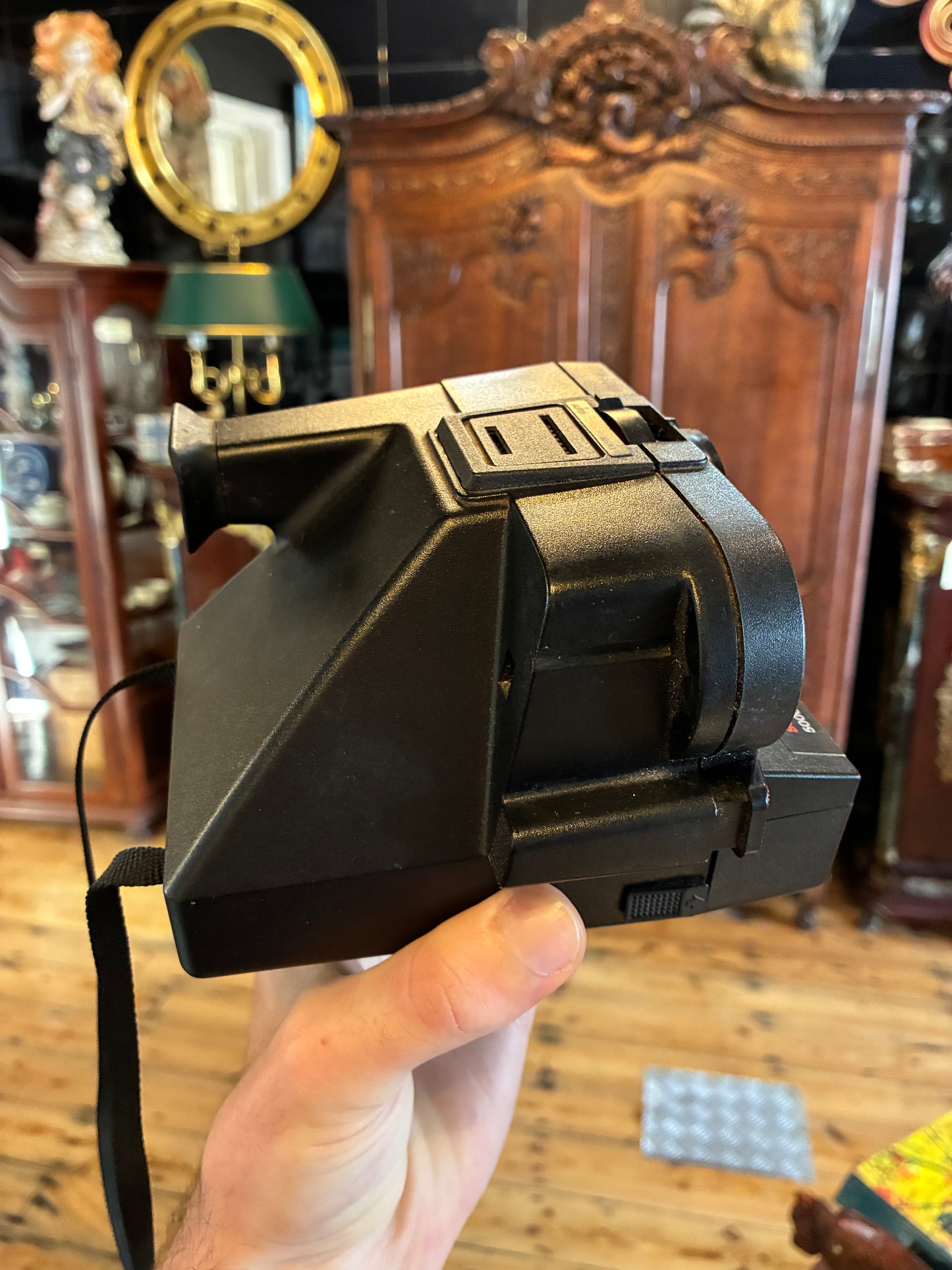 Polaroid Sonar AutoFocus 5000 Land Camera (SX-70 Film)