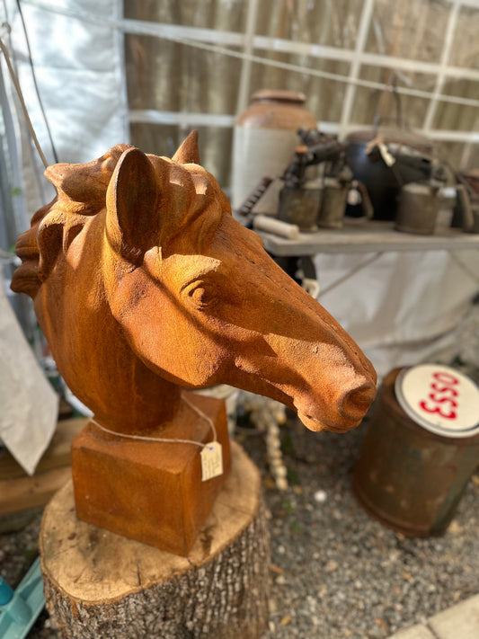 Vintage Style Rusty Cast Iron Horse Head Bust Statue | Rustic Garden Ornament & Equestrian Decor