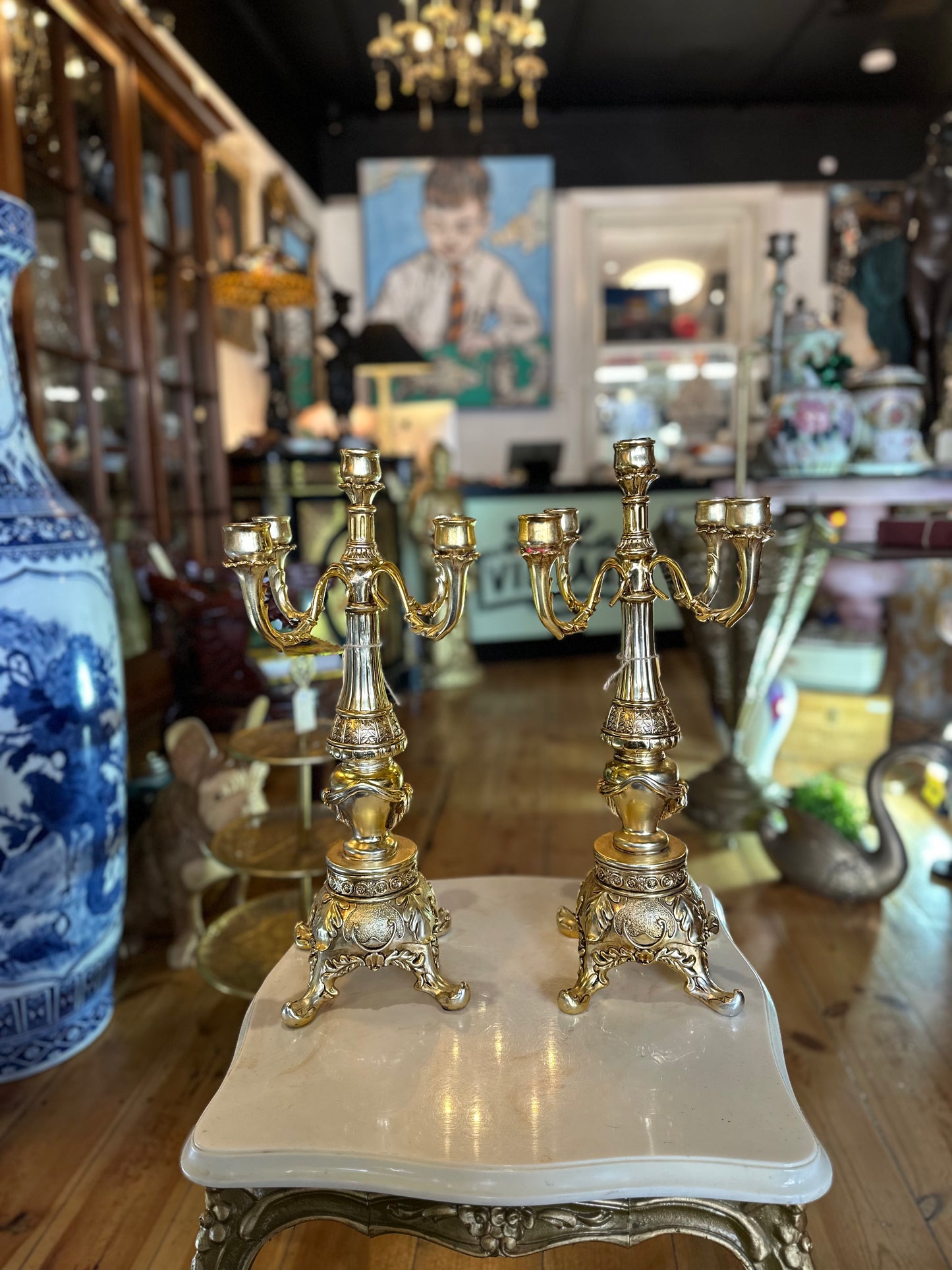 Vintage Ornate Gilt Brass 5-Branch Candelabra Pair – 49cm Hollywood Regency Table Centerpiece