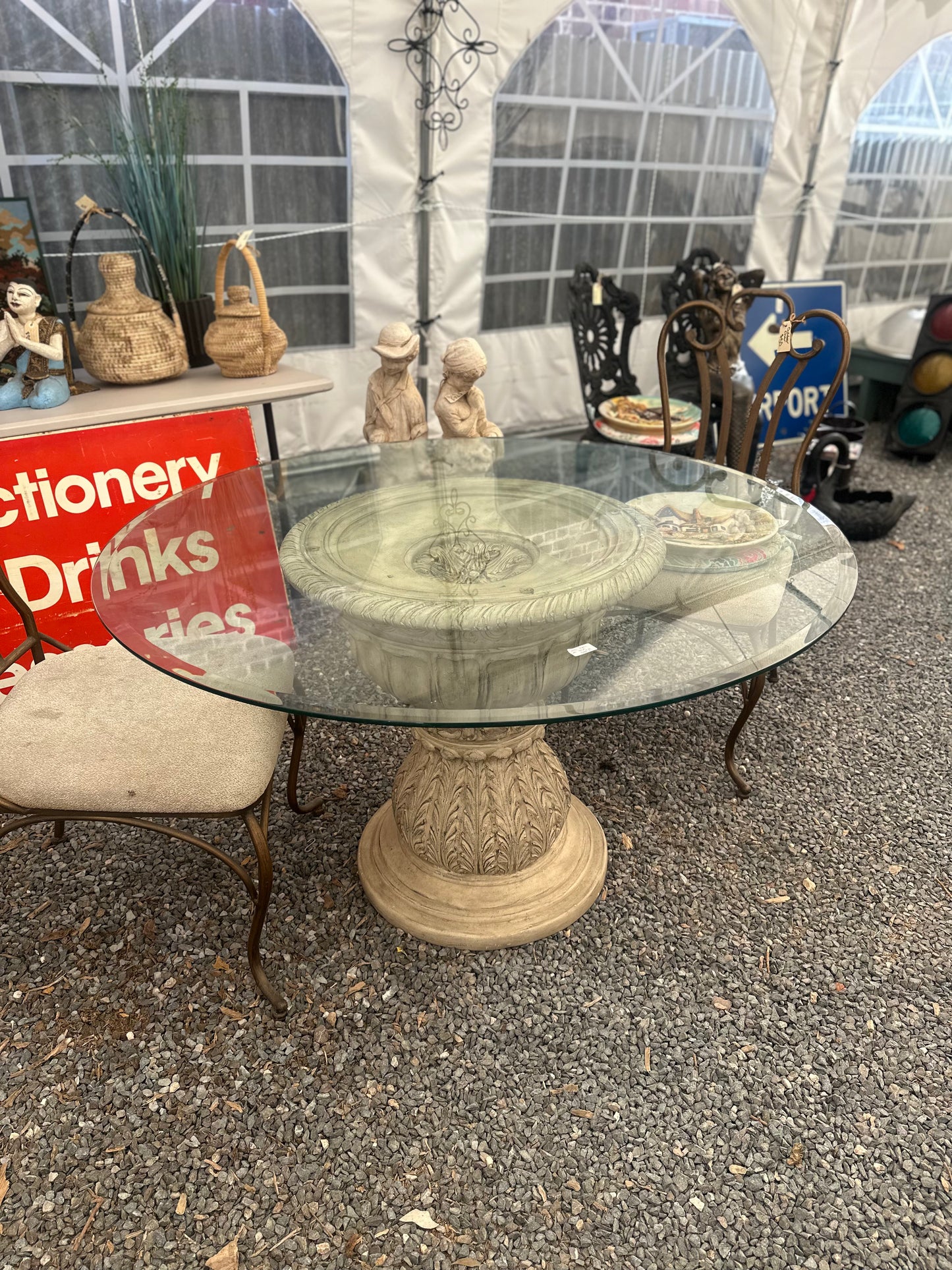 Vintage Style Fibreglass Pedestal with Round Glass Top Dining Table
