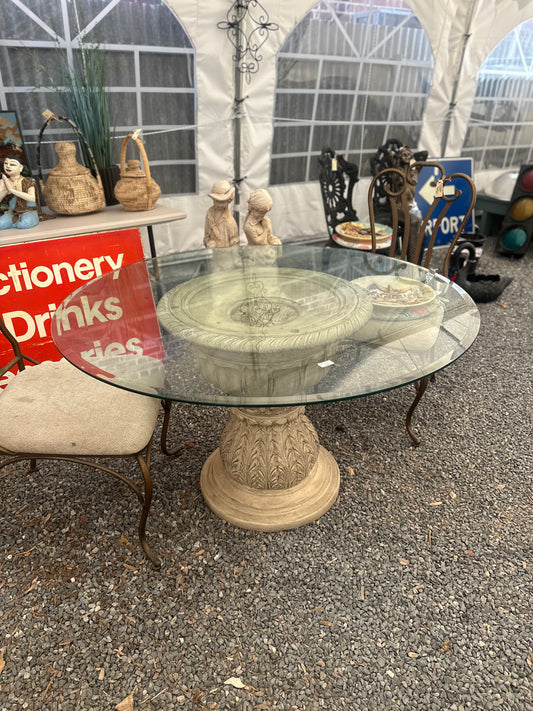 Vintage Style Fibreglass Pedestal with Round Glass Top Dining Table