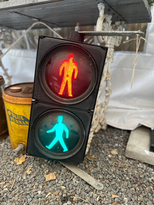 Vintage Pedestrian Traffic Light Signal - Walk/Don't Walk Street Crossing Light