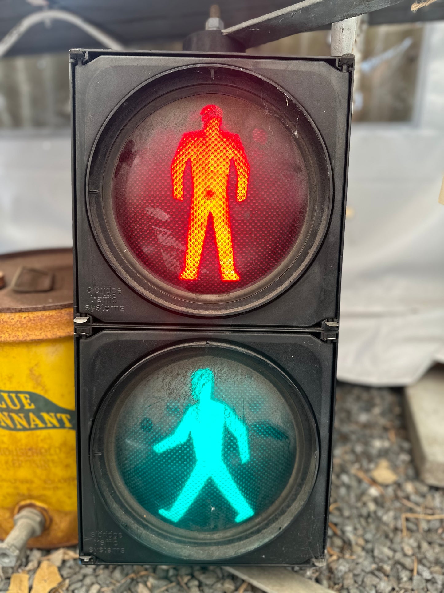 Vintage Pedestrian Traffic Light Signal - Walk/Don't Walk Street Crossing Light