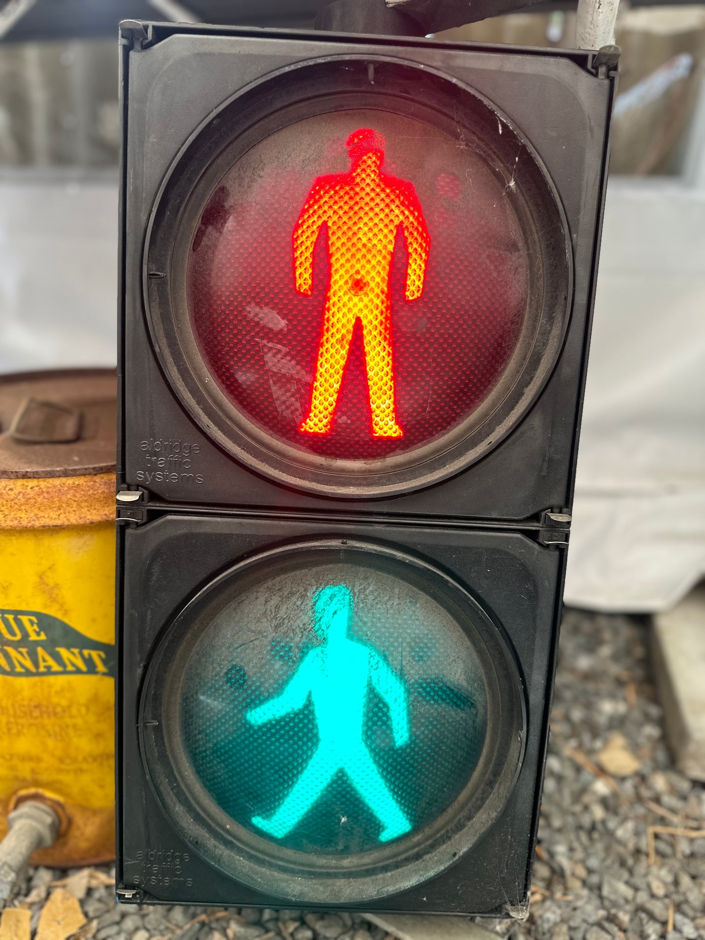 Vintage Pedestrian Traffic Light Signal - Walk/Don't Walk Street Crossing Light