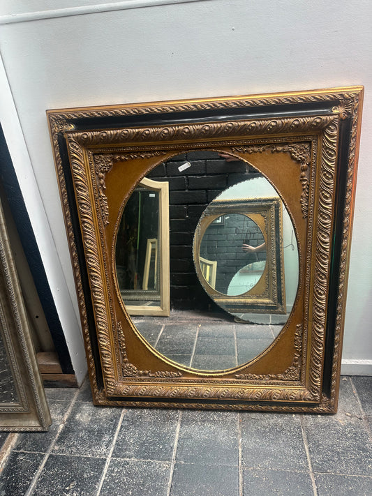 Pair of Vintage Ornate Gilt Oval Wall Mirrors – Hollywood Regency Gold Frames – Decorative Wall Mirror Set