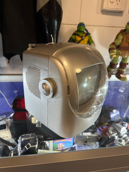Vintage GAF BWTV5 Portable Space Age 14cm B&W TV & Radio Receiver - Silver Retro Gaming Monitor