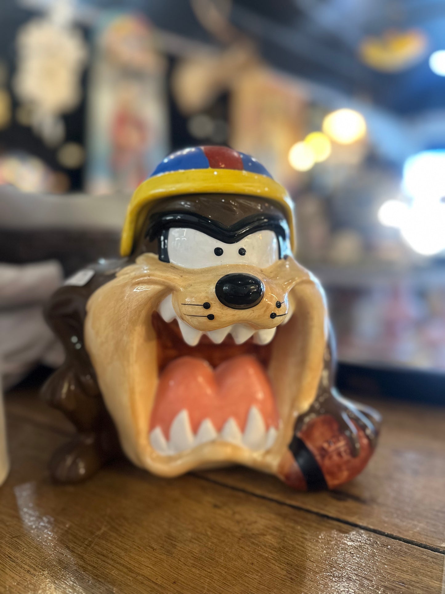 Vintage 1993 Looney Tunes Taz Tasmanian Devil Football Cookie Jar - Warner Bros Collectible