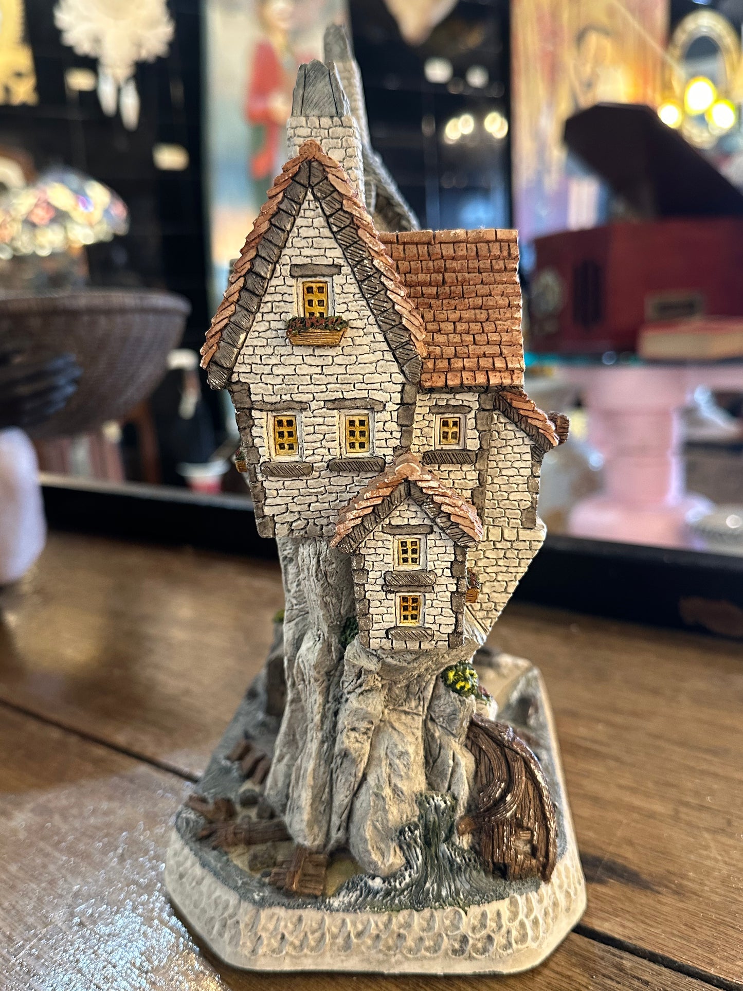 David Winter Cottages "Wreckers Cottages" Limited Edition 1996 - Hand Painted British Collectible