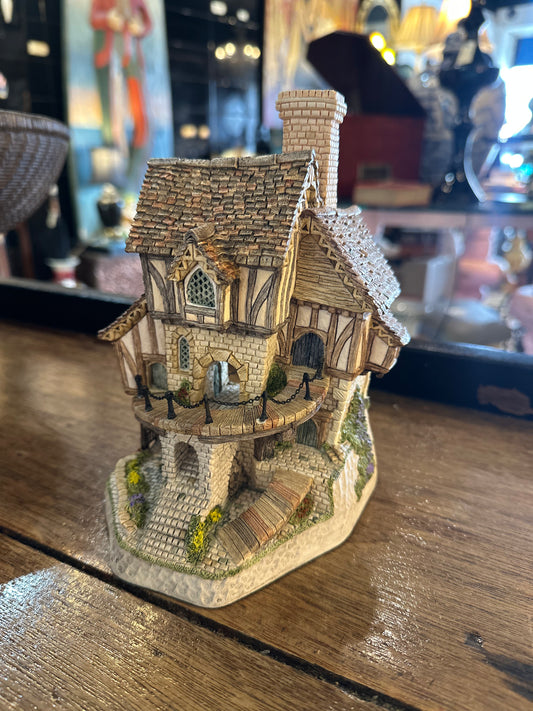 David Winter Cottage "Mad Baron Fourthrite’s Folly" 1992 Limited Edition - Hand Painted British Collectible