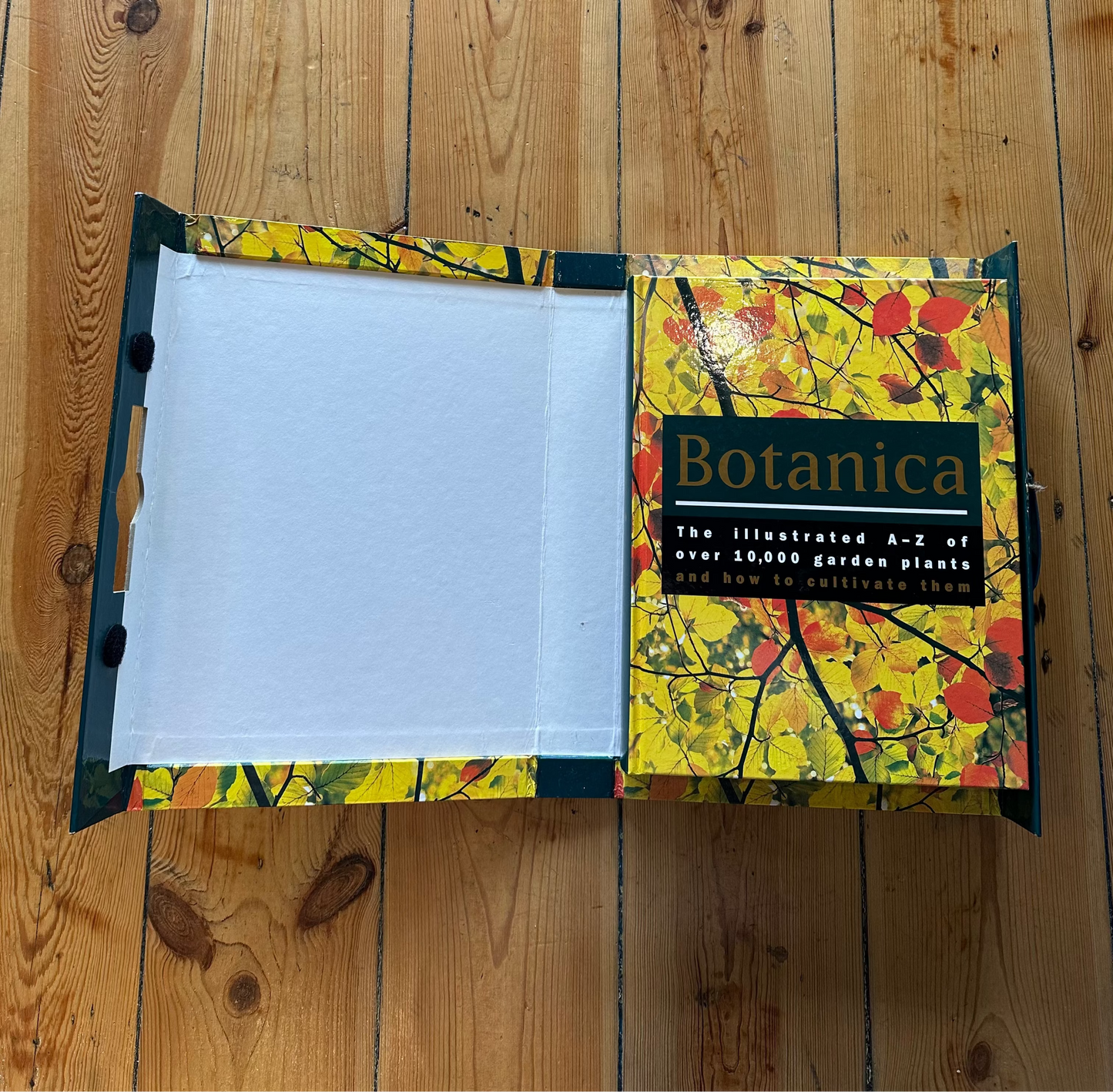 Vintage Botanica Deluxe Edition 1999 | Illustrated A-Z Garden Plants Book & Carry Case