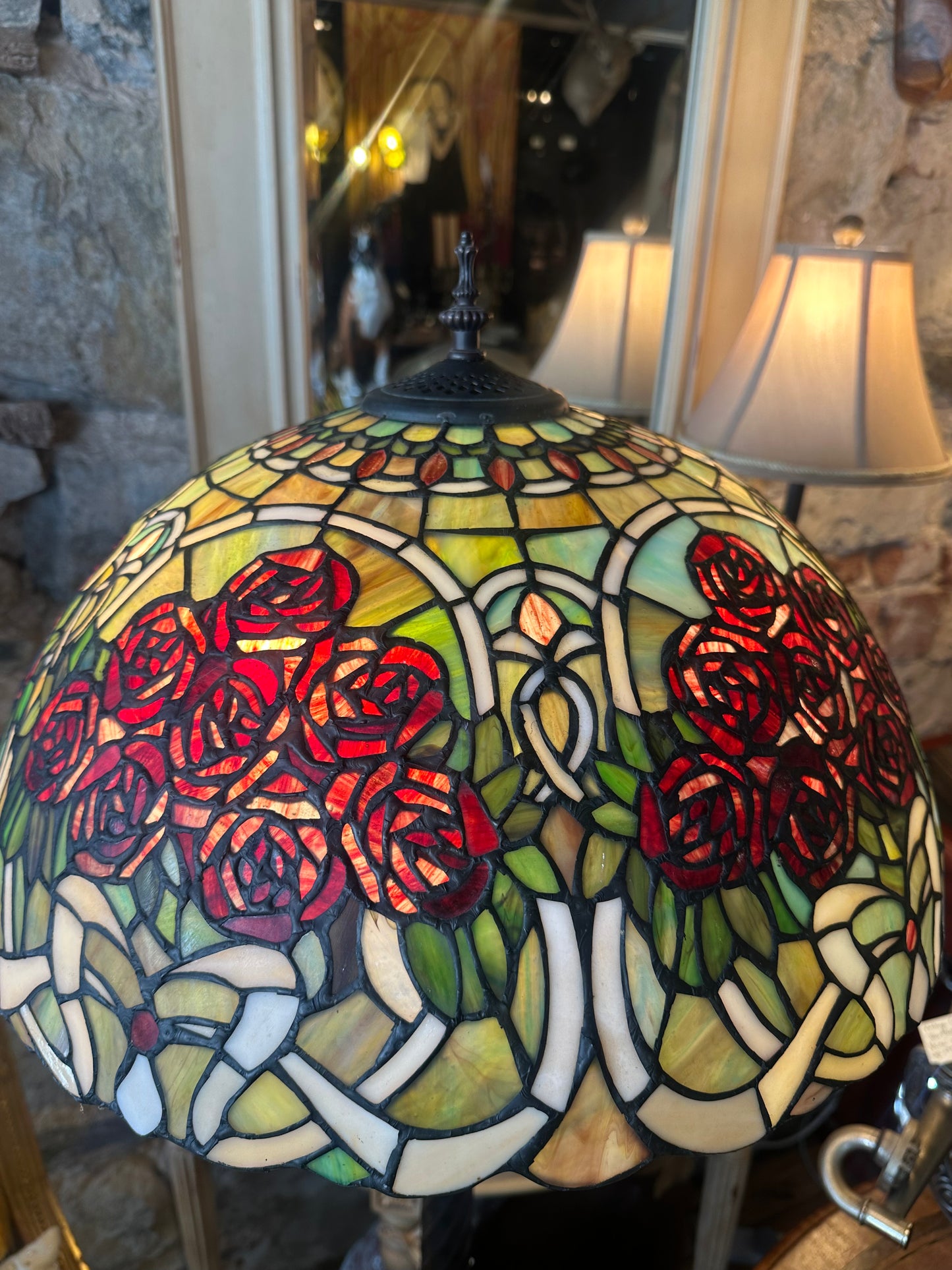 Vintage Tiffany Style Floor Lamp – Red Rose Stained Glass with Twisted Wrought Iron Base