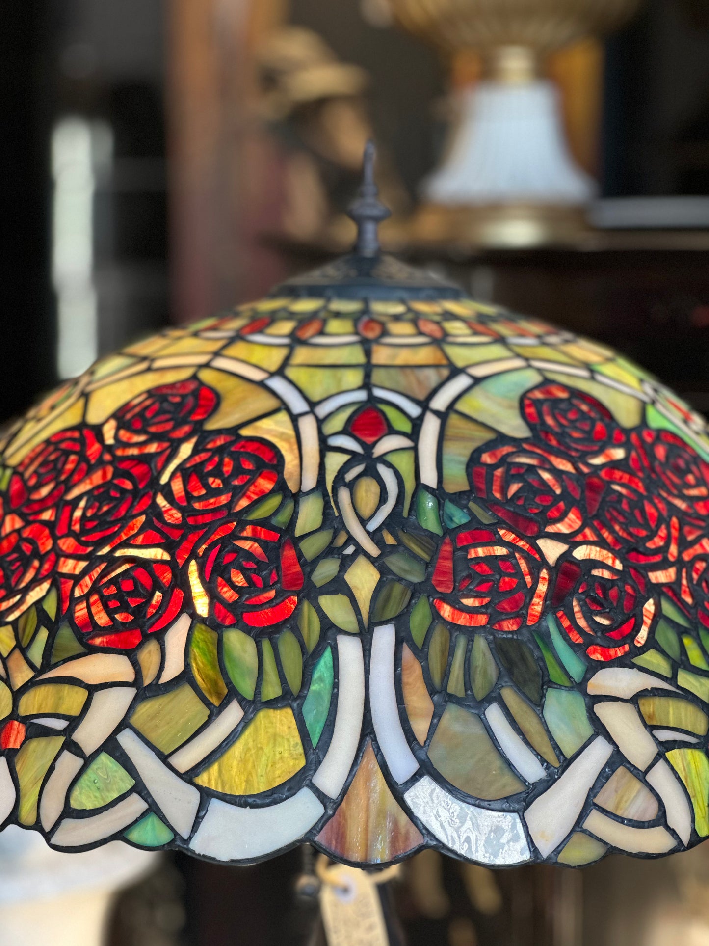 Vintage Tiffany Style Stained Glass Table Lamp - Red Rose Floral