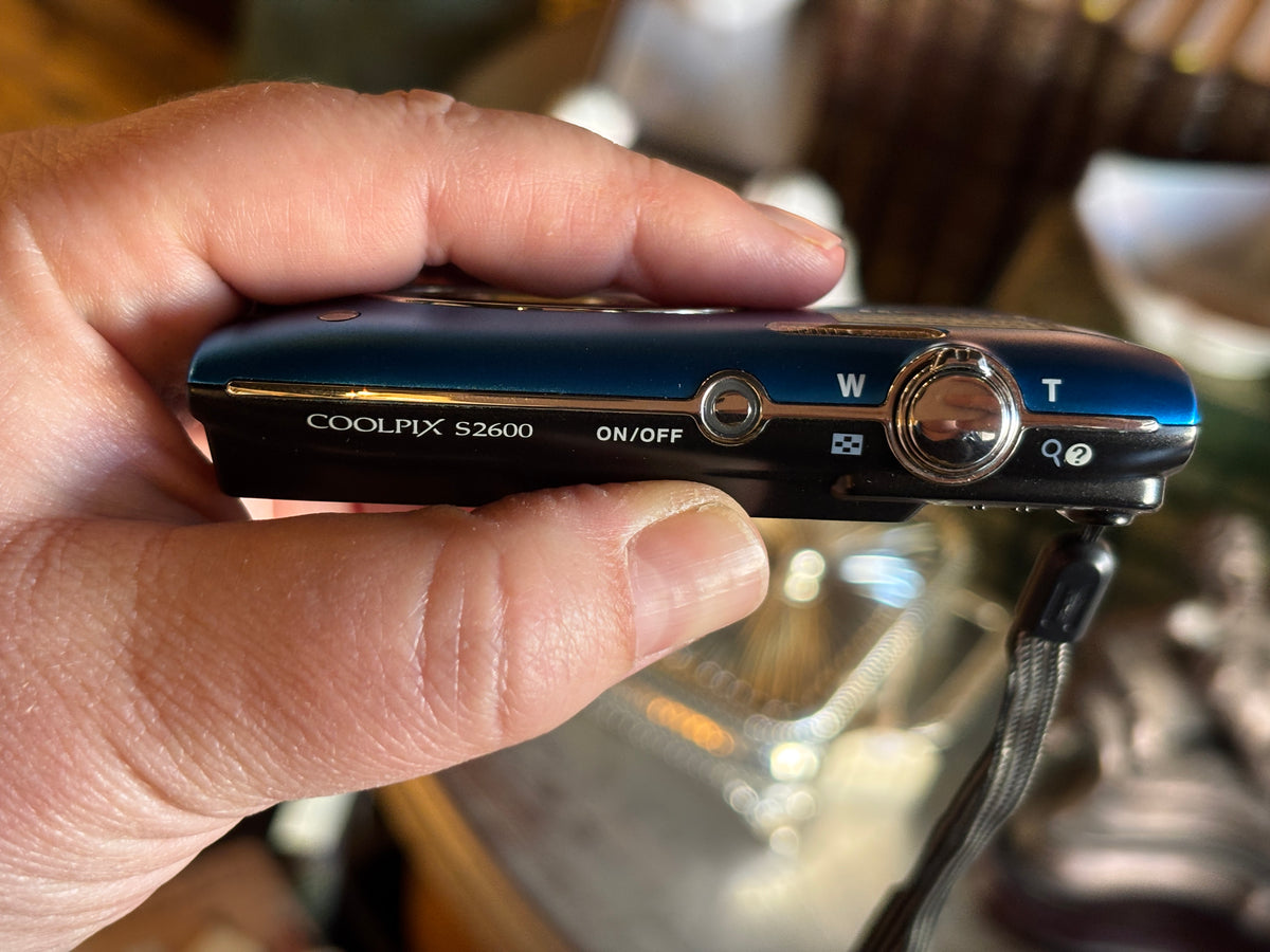 Nikon Coolpix S2600 Slim Body Camera