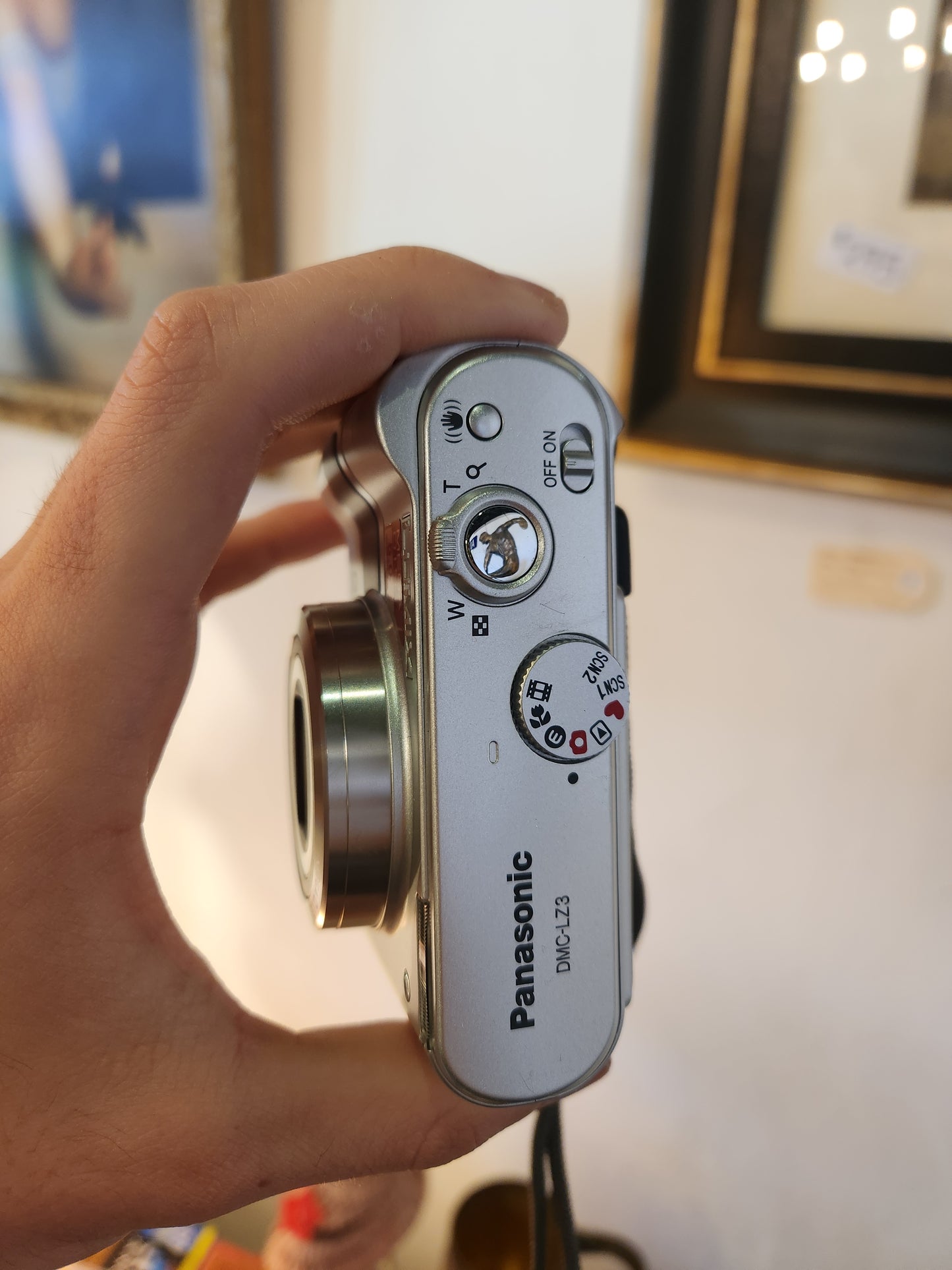 Panasonic Lumix DMC-LZ3 - Compact Digital Camera with Mega O.I.S. Stabilisation